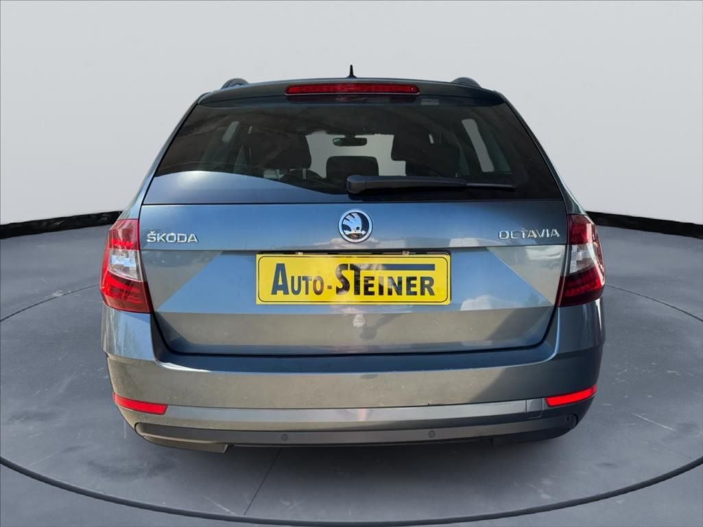 Škoda Octavia, 1,6 TDI, Pravidelný servis - fotka 6