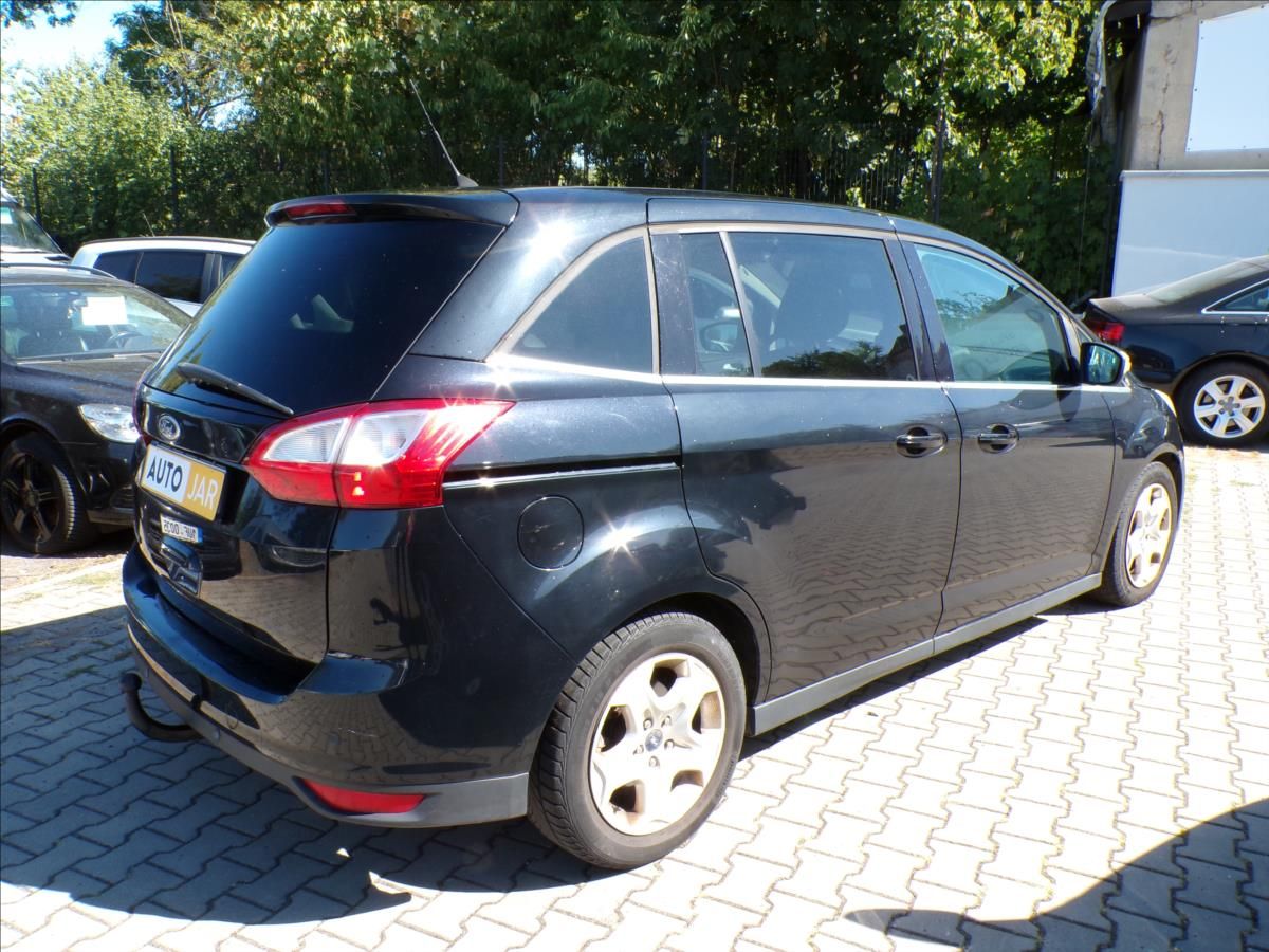Ford Grand C-MAX, 1,6 i 110kW  7.MÍST,TAŽ.ZAŘ. - fotka 4