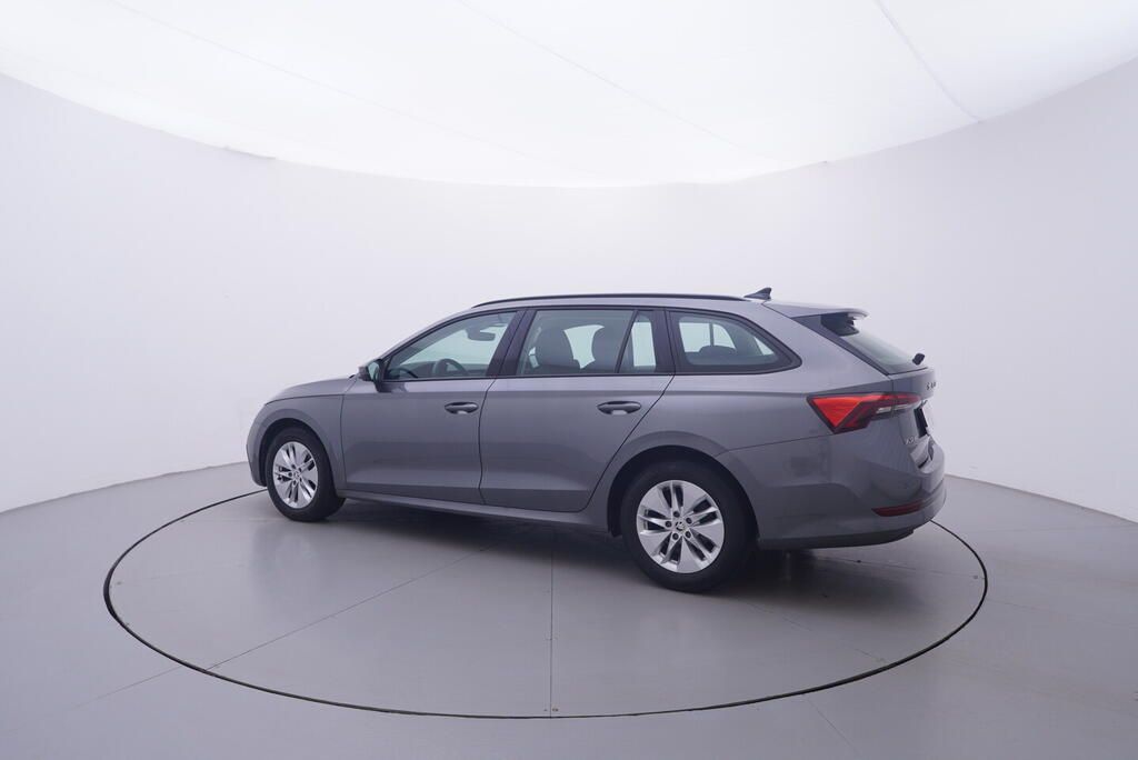 Škoda Octavia, Ambition 1.5 TSI 110 kW - fotka 3