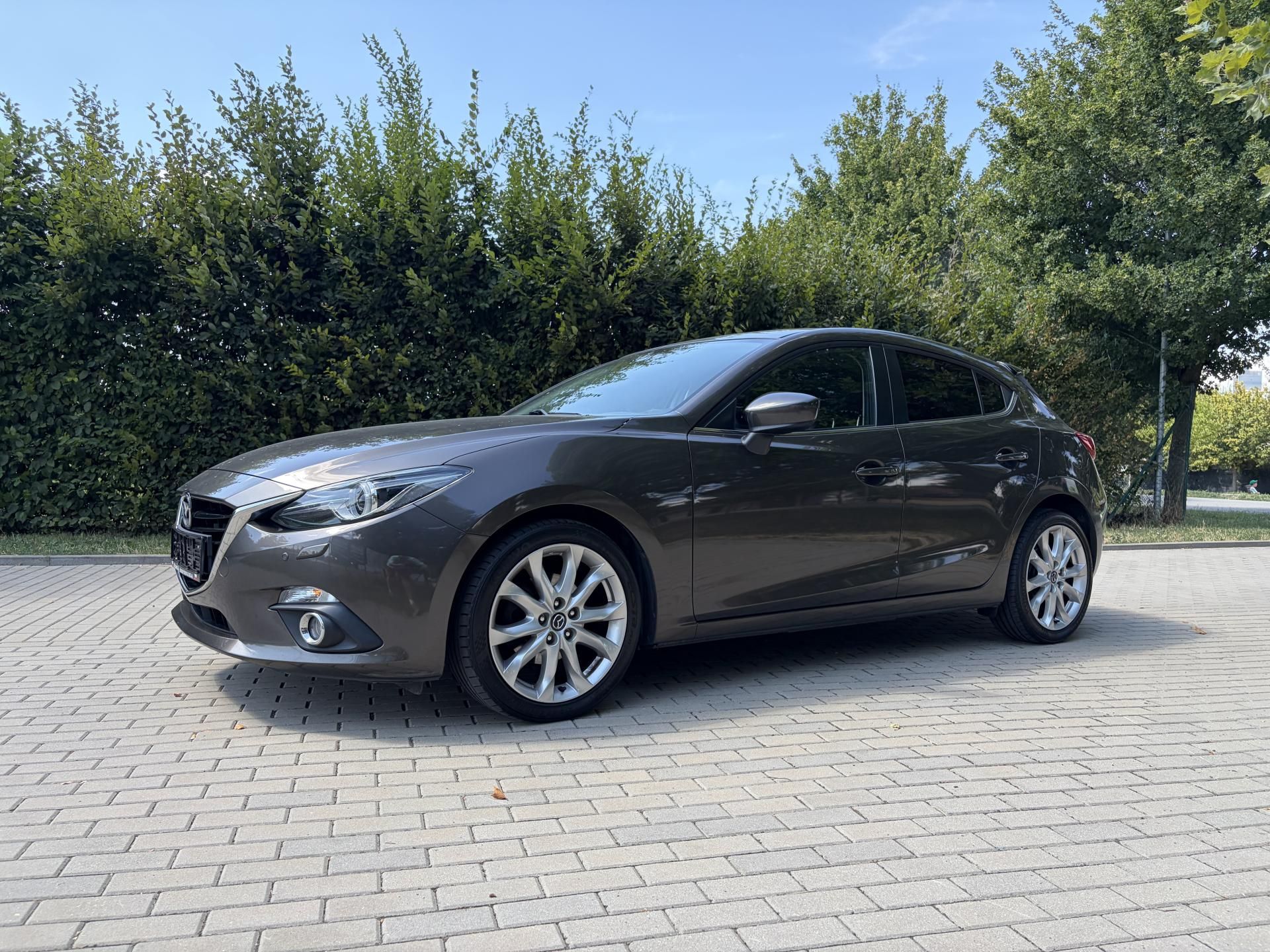 Mazda 3, 2.0 Sports-Line - fotka 4