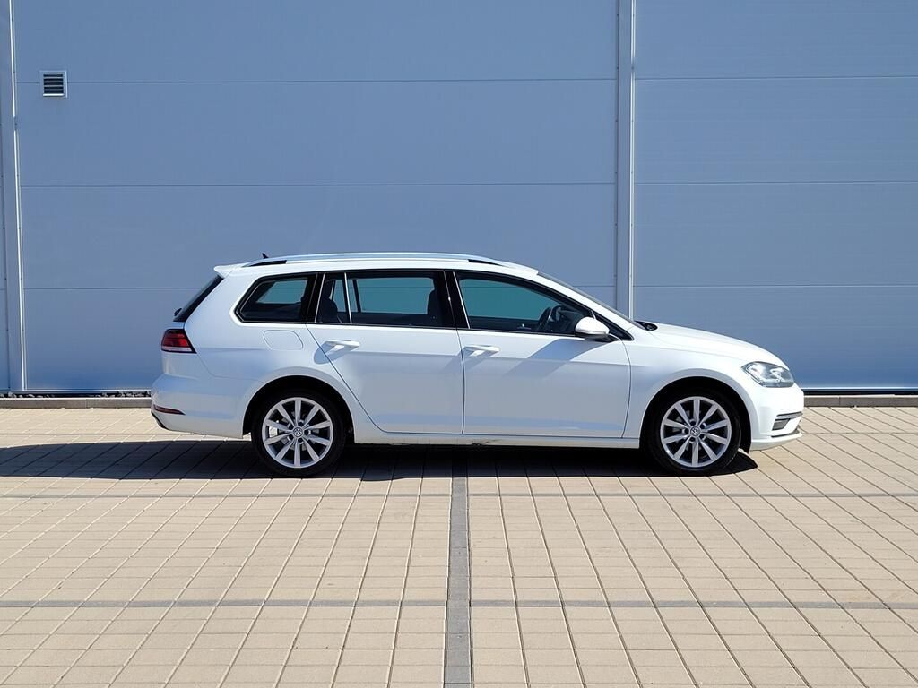Volkswagen Golf, 1.6 TDI 85 kW - fotka 4
