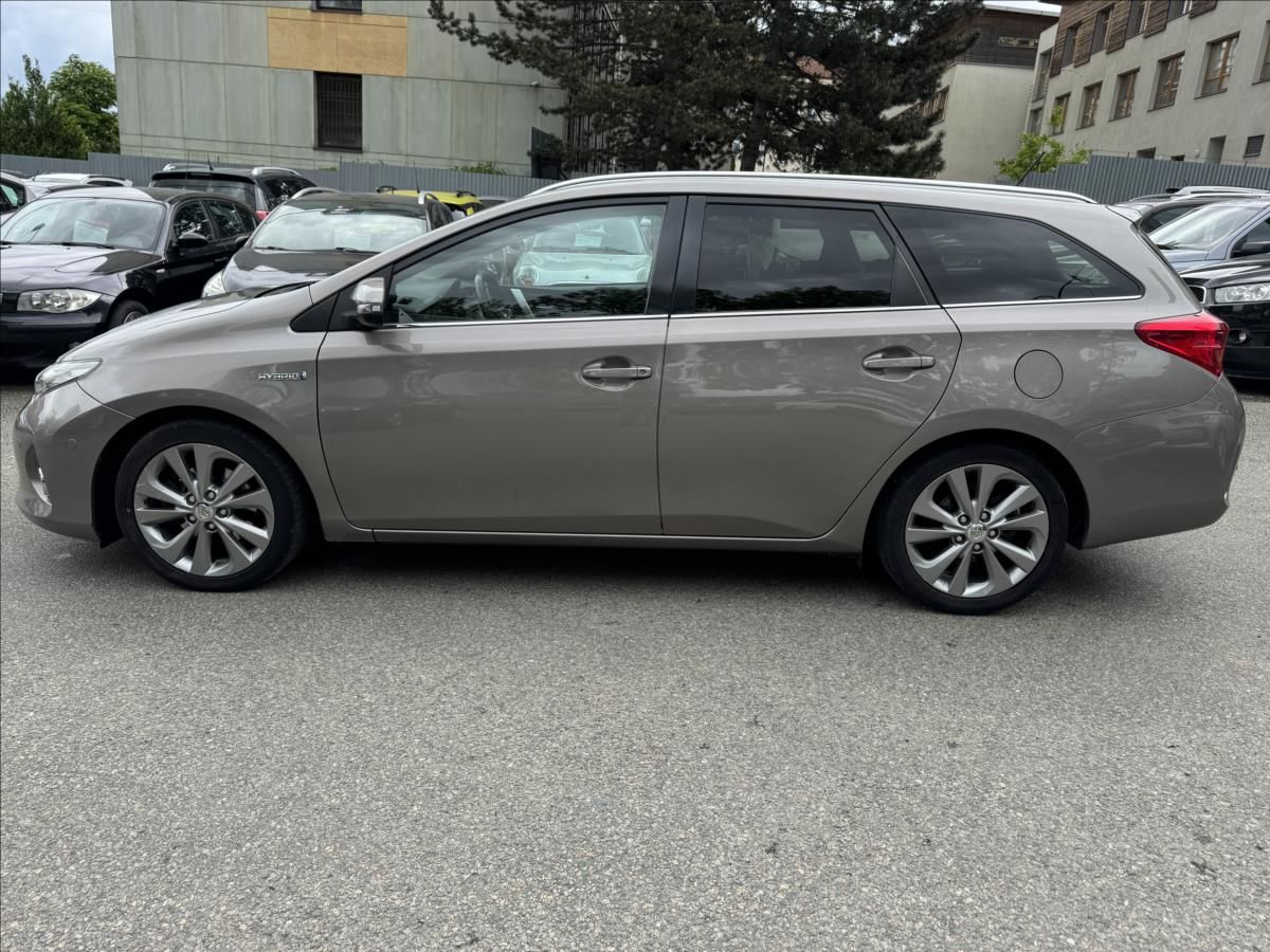 Toyota Auris, 1,8 NOVÁ BATERIE ! - fotka 5