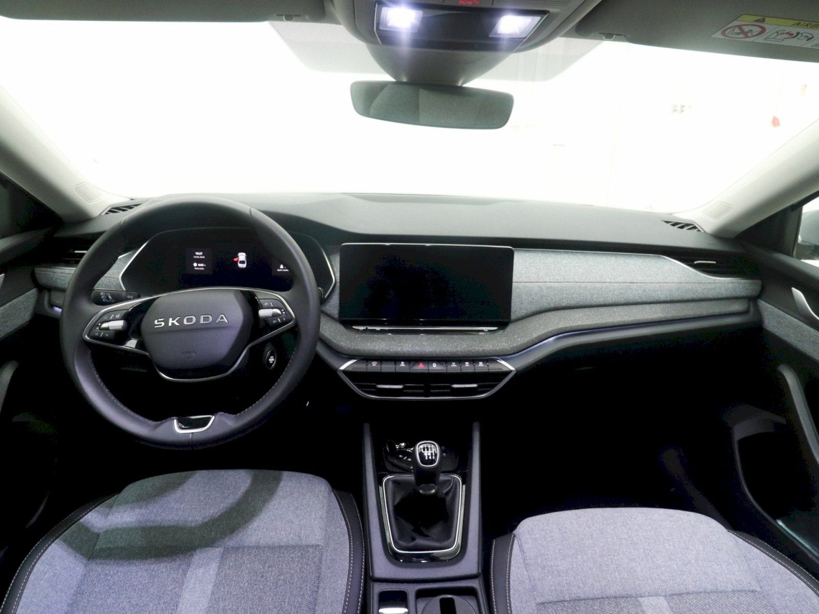 Škoda Octavia, Top Selection 1.5TSI 110kW - fotka 5
