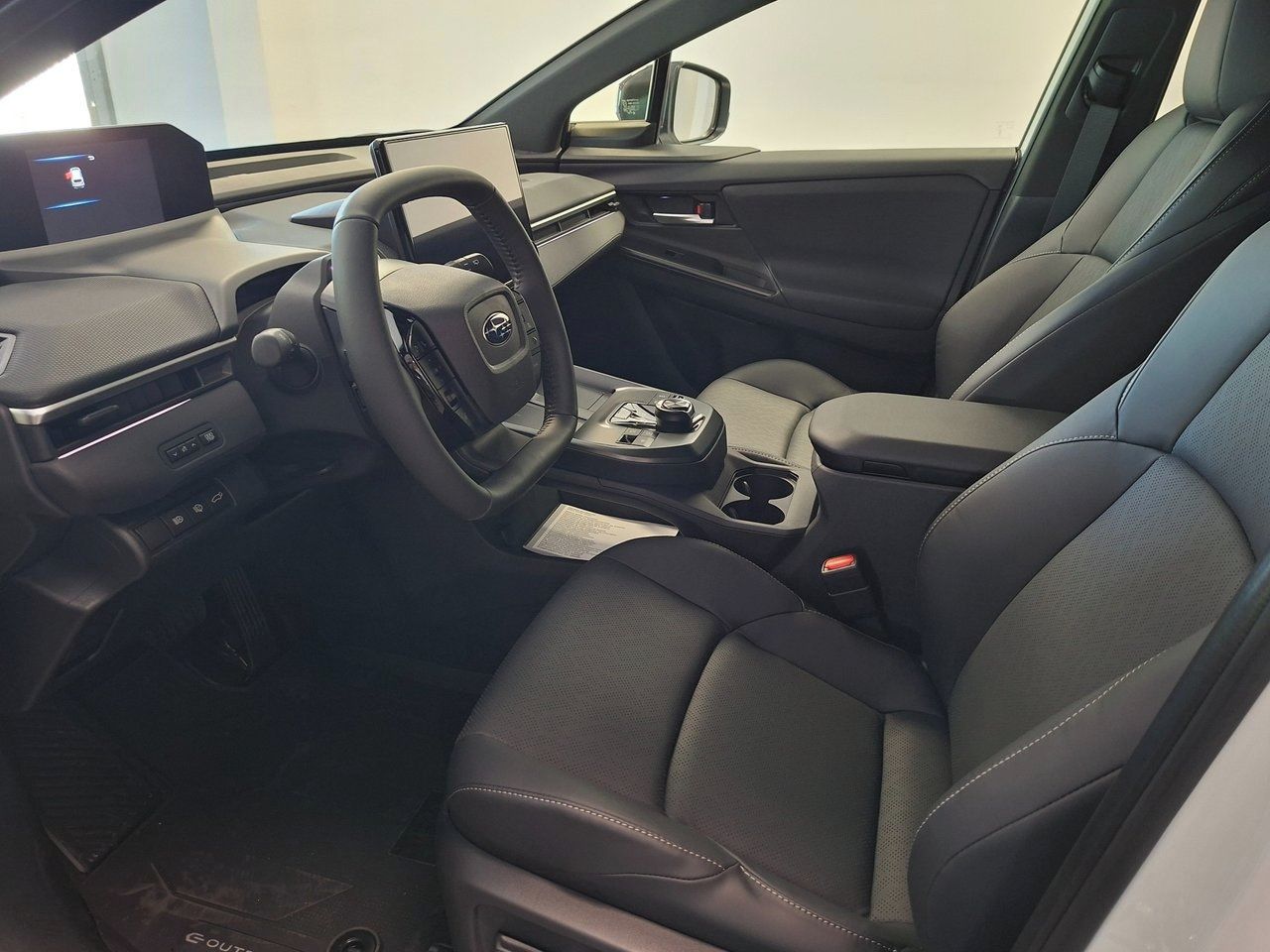 Subaru E-Outback, 74.7 kWh AWD Limited - fotka 5