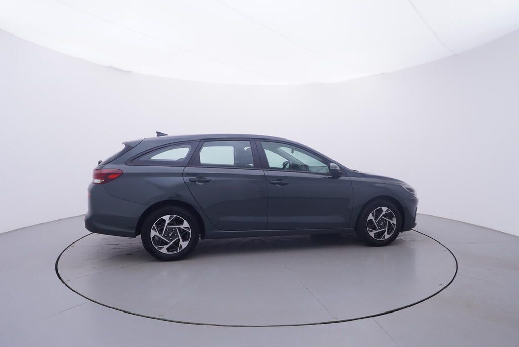 Hyundai i30, Comfort 1.0 GDI 88 kW - fotka 6