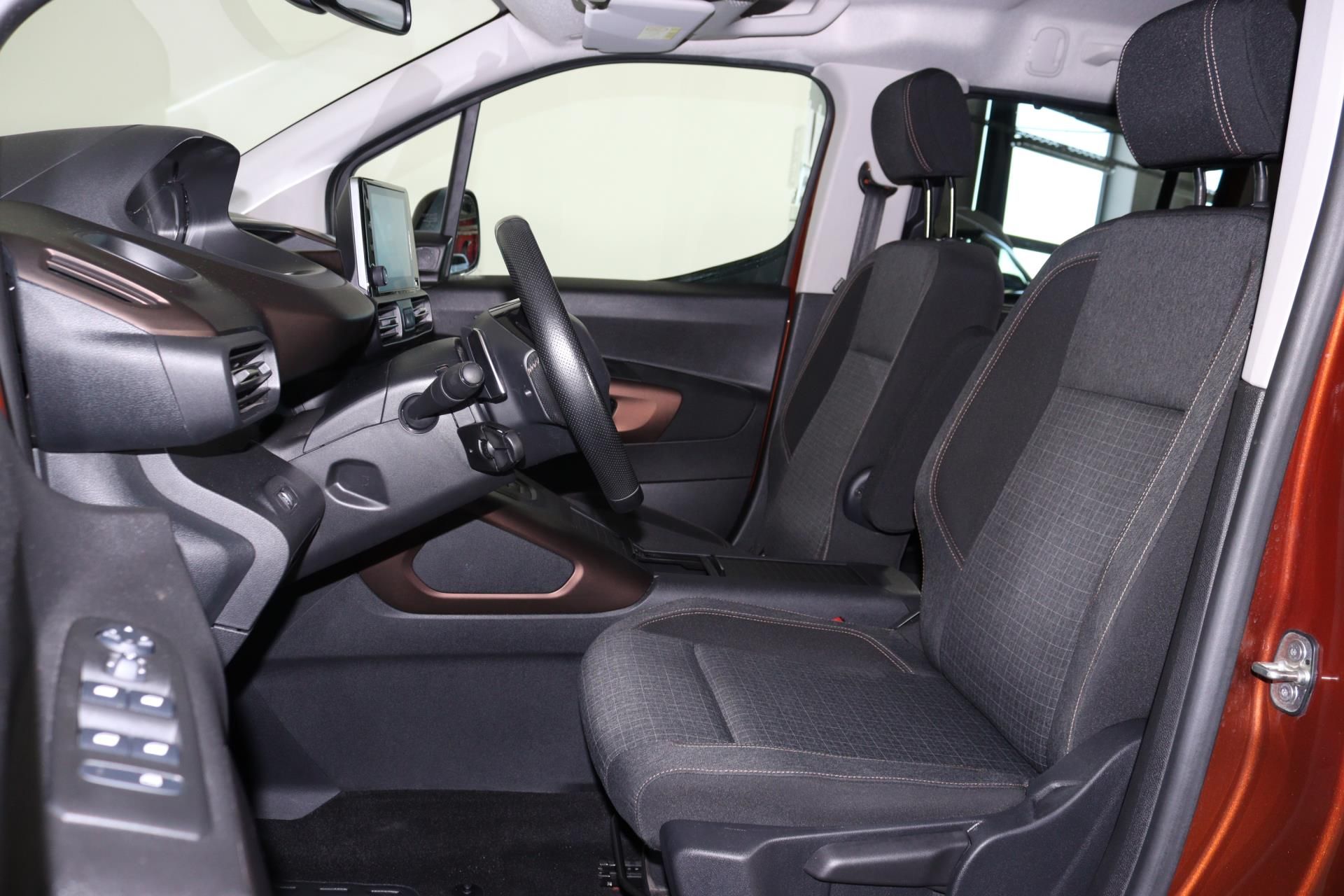 Peugeot Rifter, GT-LINE 1,5 BlueHDi LONG Autom - fotka 4