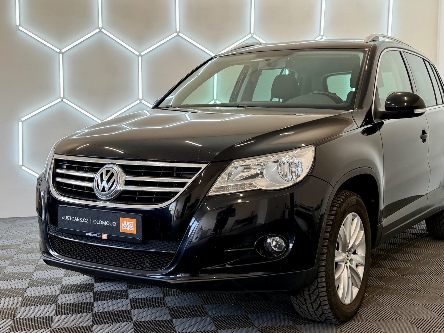 Volkswagen Tiguan, 2.0TDi, 4x4, DSG, ČR - fotka 5
