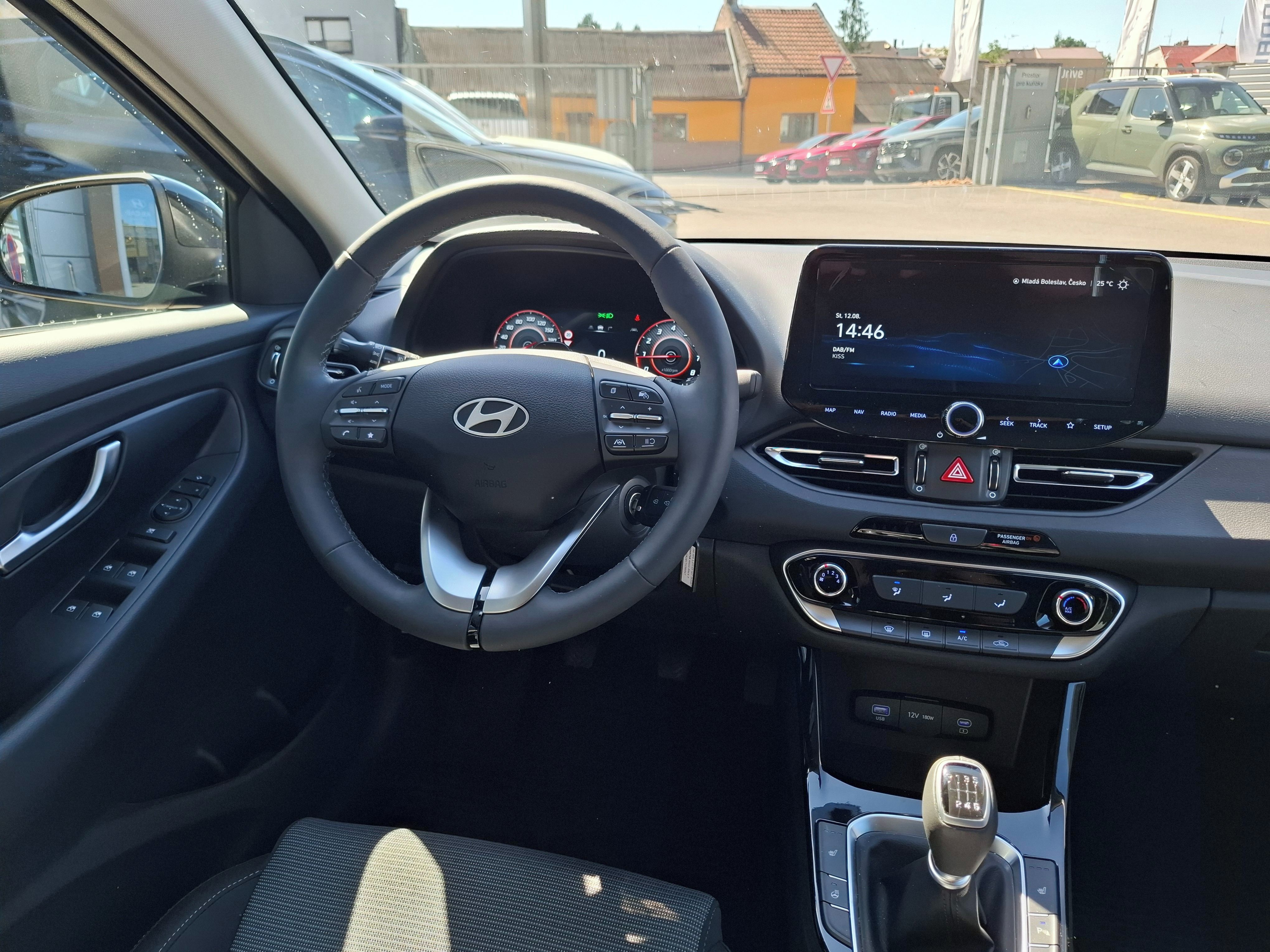 Hyundai i30, 1,0TGDI 85kW GO CZECH FWD MT - fotka 6
