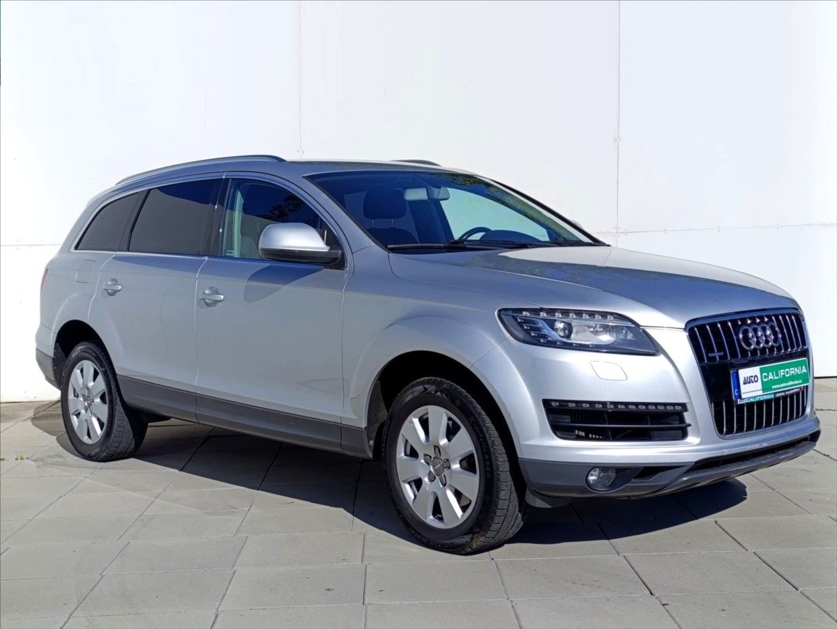Audi Q7, 3,0 TDi Quattro Autom.7Míst ČR - fotka 5