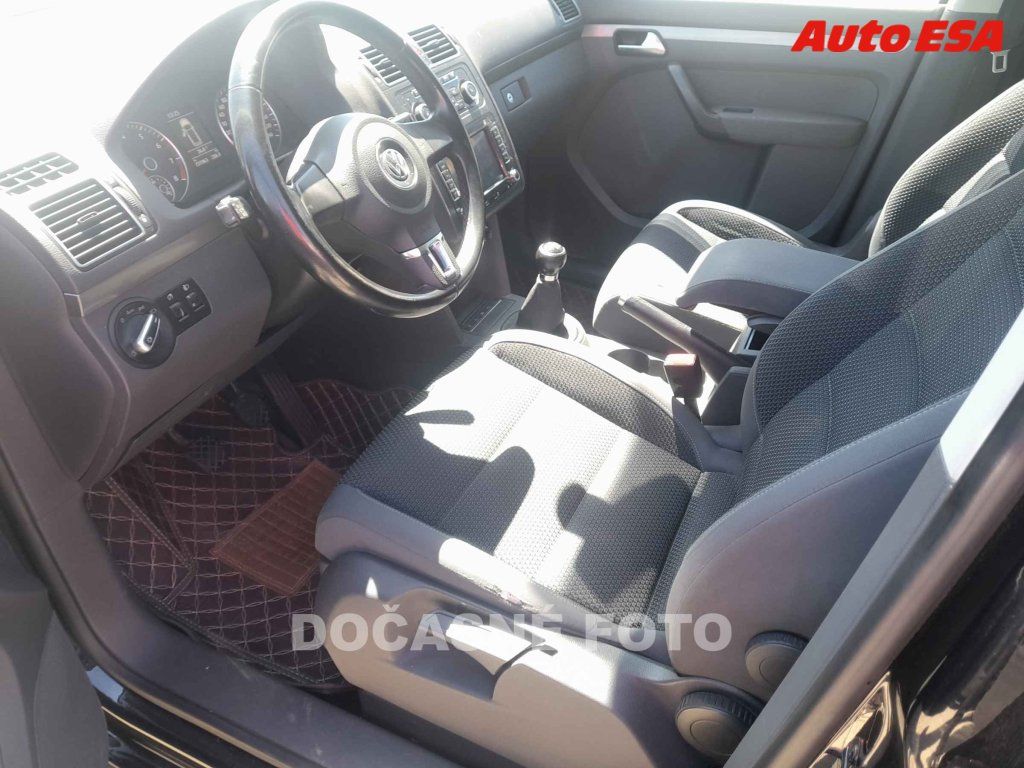Volkswagen Touran, 1.2TSi - fotka 3