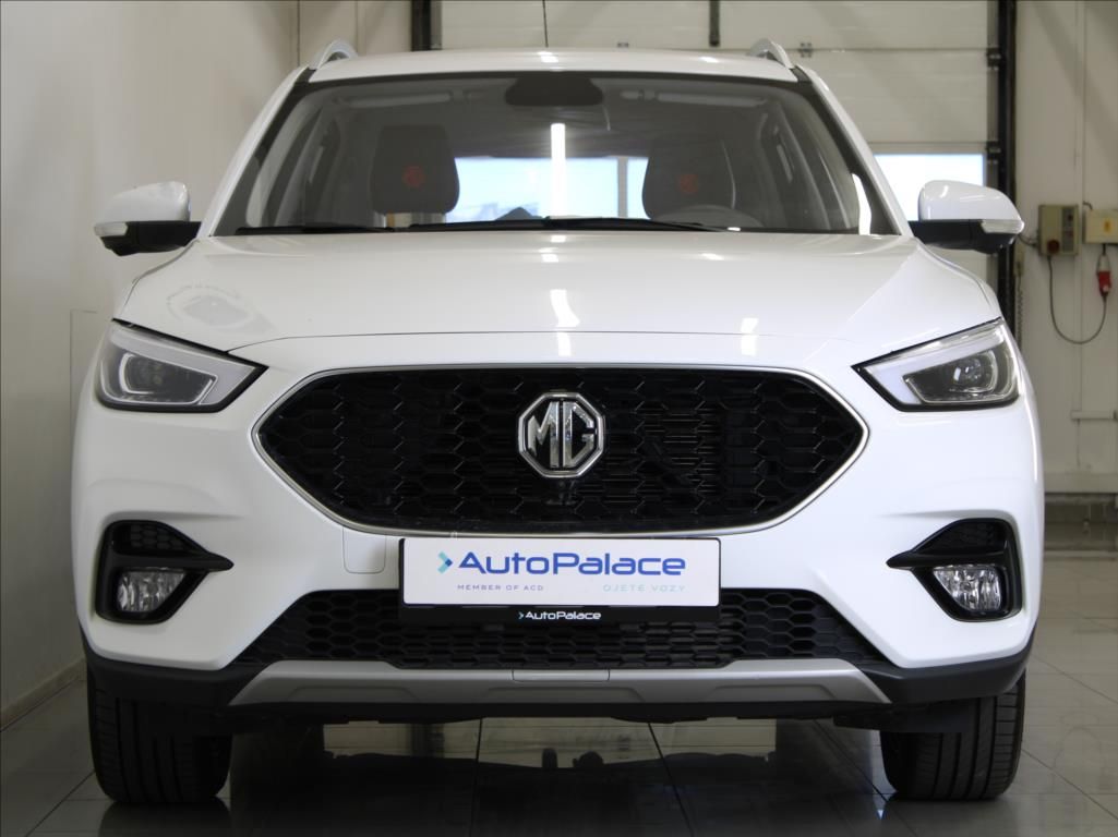 MG ZS, 1,0 TGI 82kW AT Excusive ČR - fotka 2