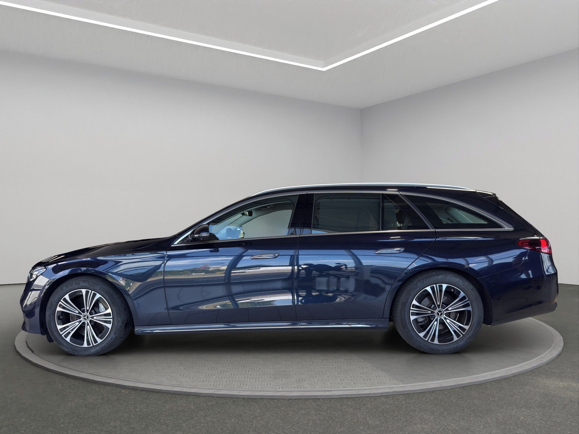Mercedes-Benz Třídy E - fotka 4