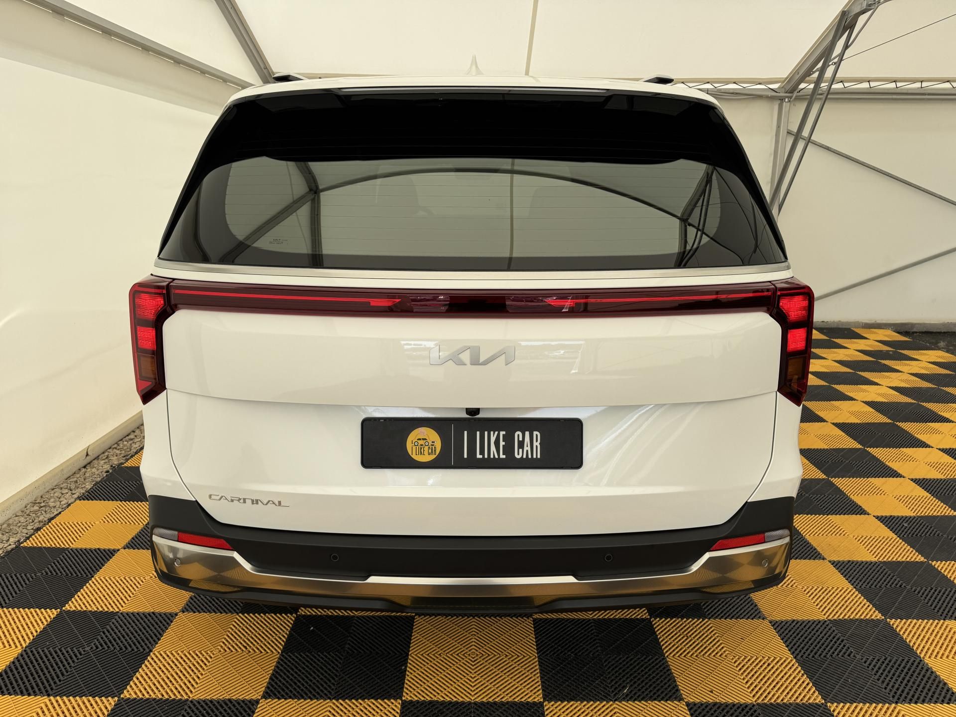 Kia Carnival, 2.2d*AT*145kw*9-mist*DPH* - fotka 6