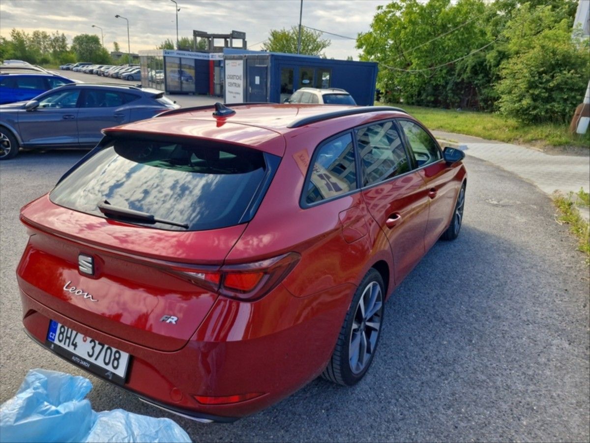 Seat Leon, 1,5 eTSi FR Combi 110kW DSG - fotka 3