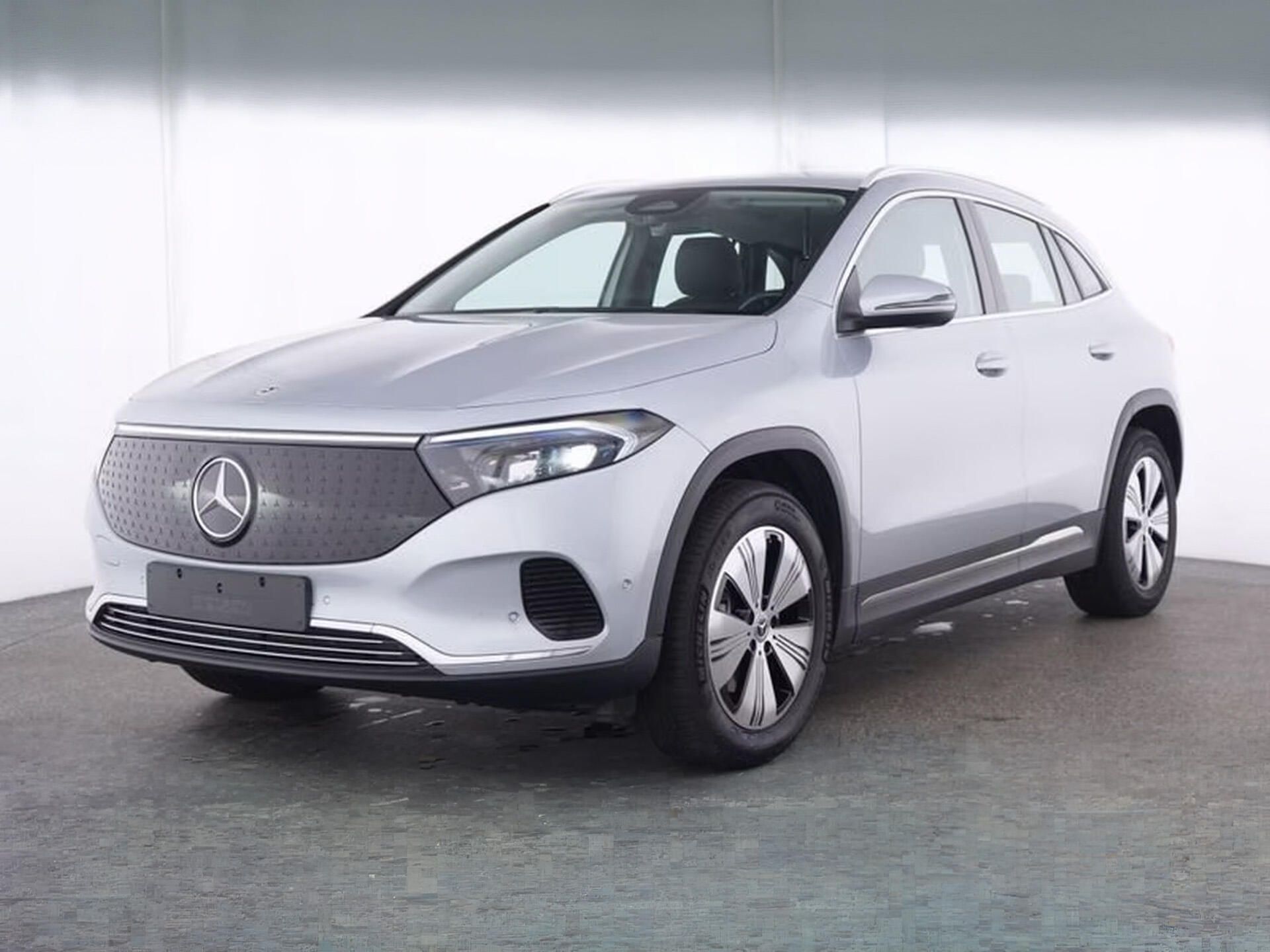 Mercedes-Benz EQA, 300 4M Progressive Advanced