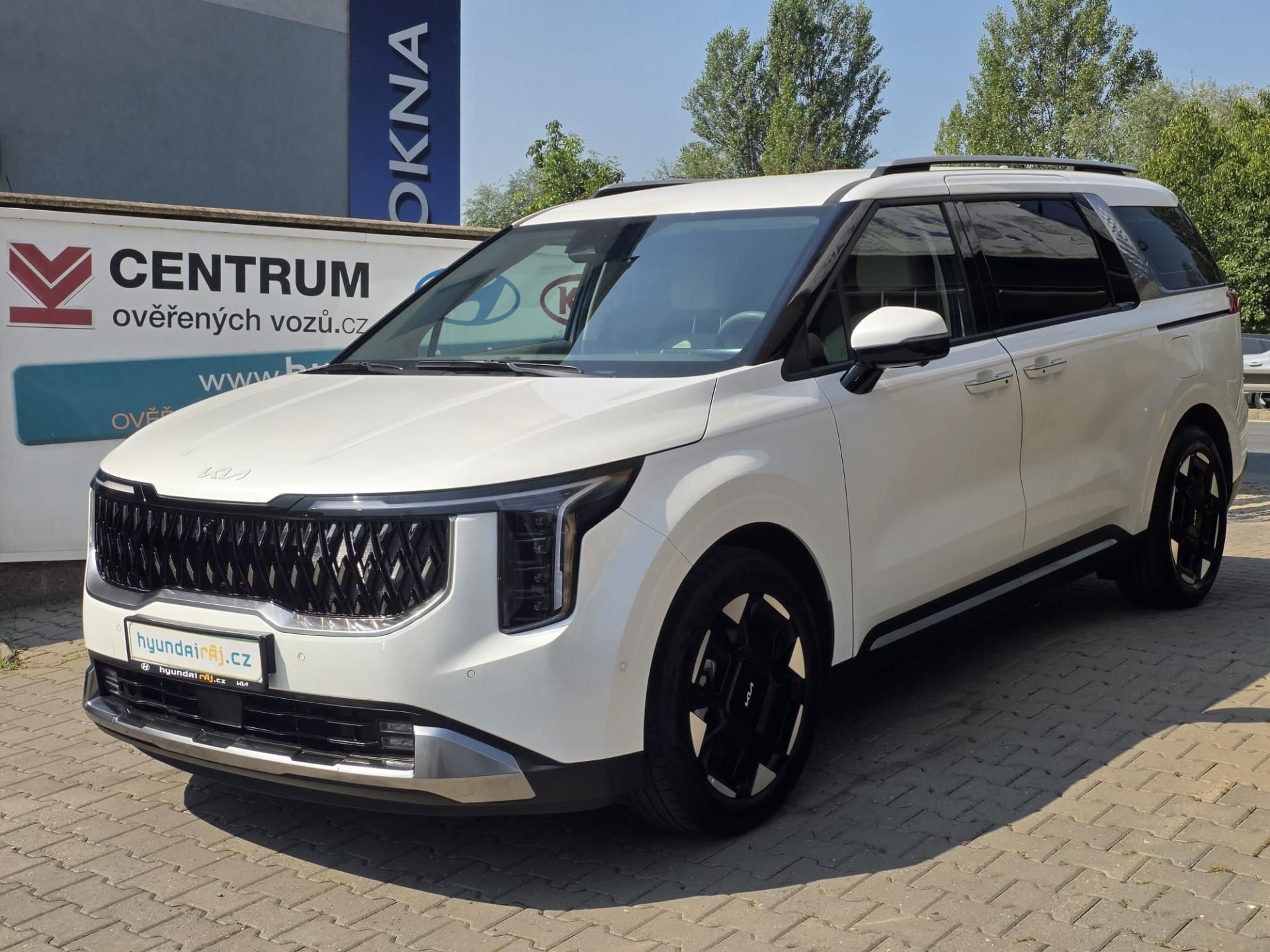 Kia Carnival, 1.6-HEV-AUTOMAT-6+3MÍSTA