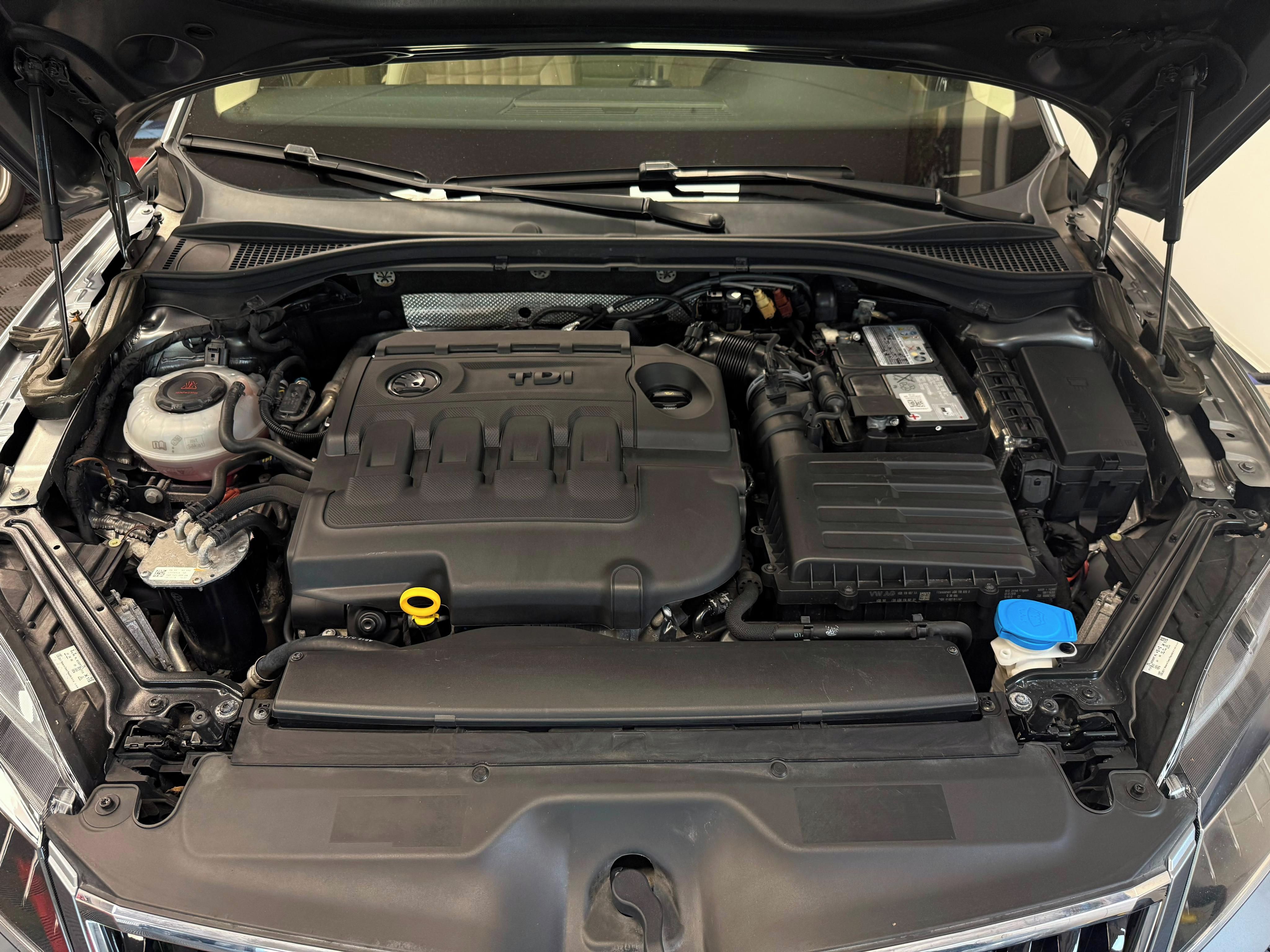 Škoda Superb, 2.0 TDI 140KW 4X4 - fotka 6