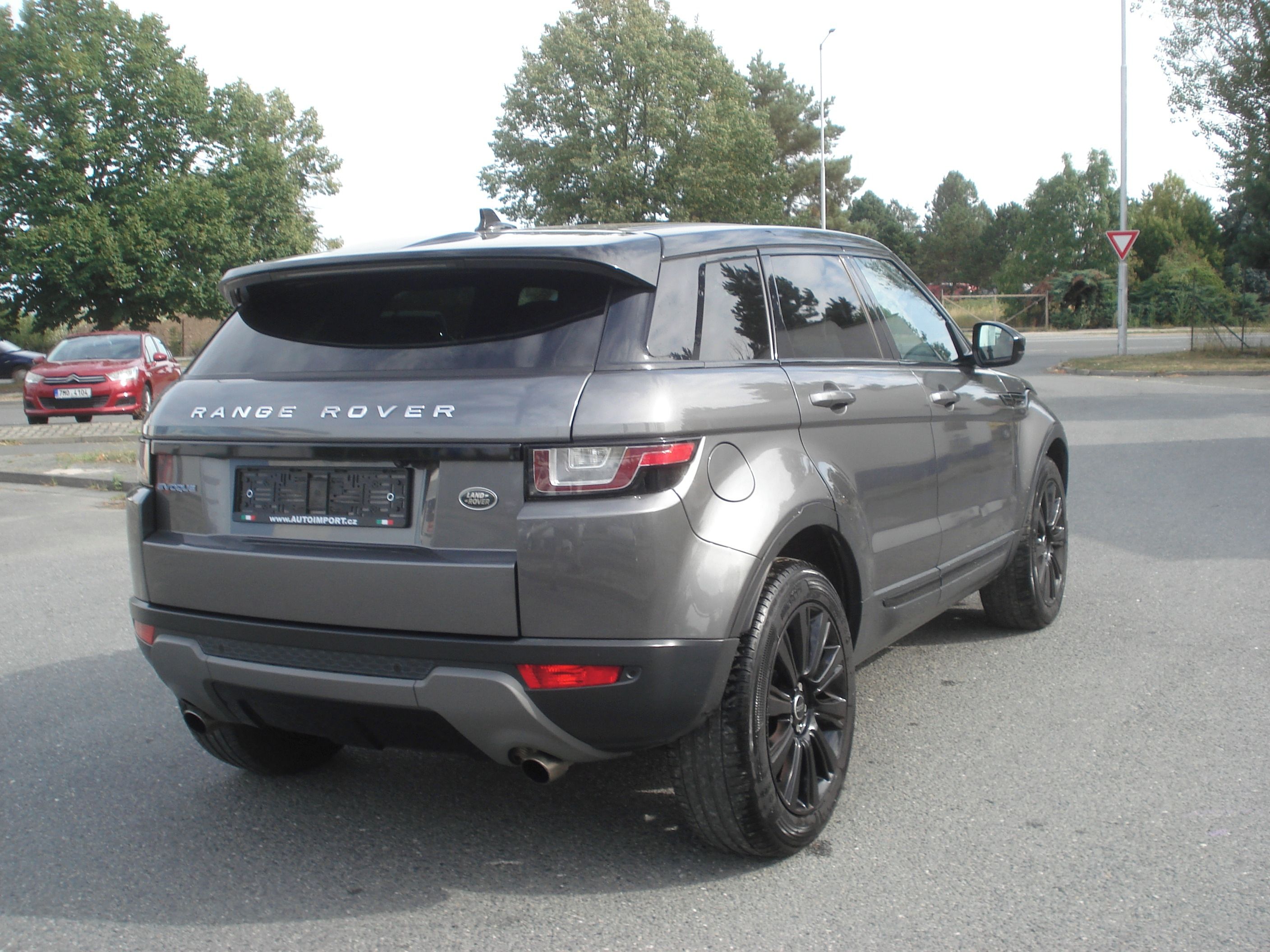 Land Rover Range Rover Evoque, 2.0 TD NAVI MAN 4x4 - fotka 5
