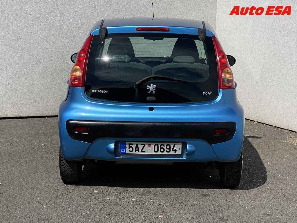 Peugeot 107, 1.0i,ČR - fotka 5