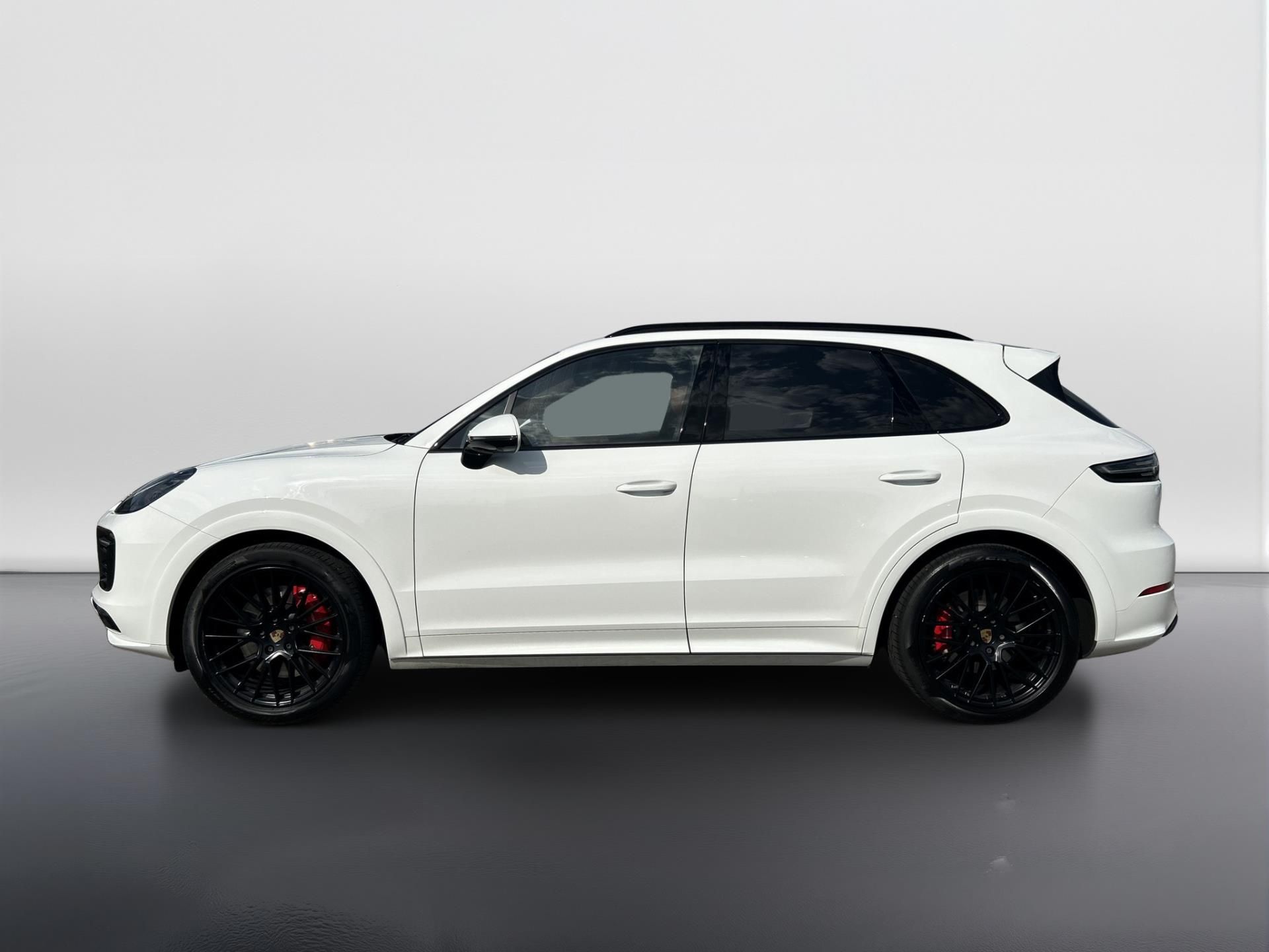 Porsche Cayenne, GTS - fotka 2