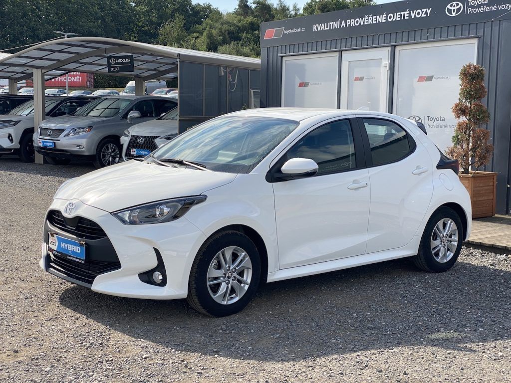 Toyota Yaris, 1.5HEV, ČR-1m, Comfort, DPH - fotka 4