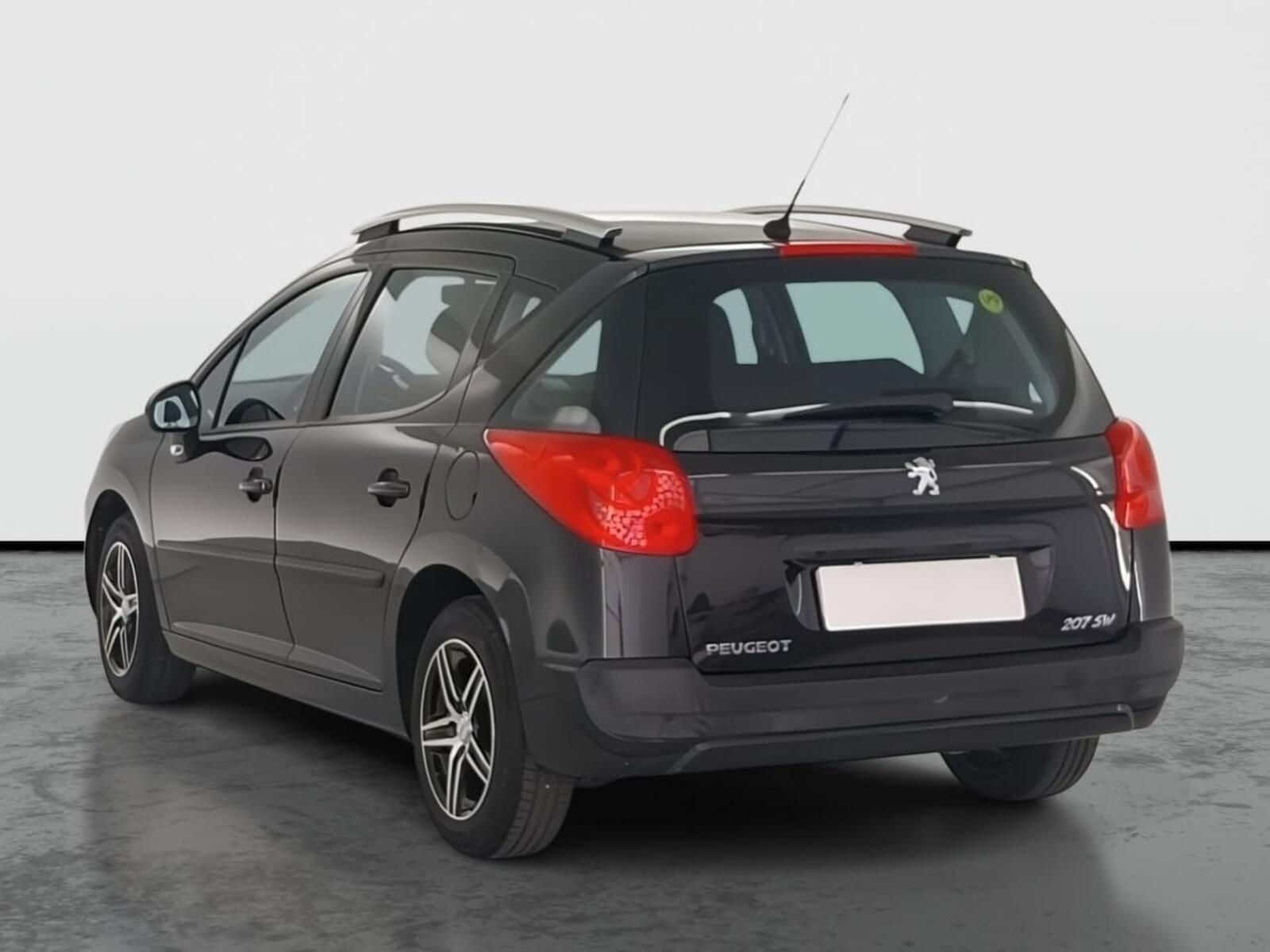 Peugeot 207, 1.4, LPG, po STK, rezervace - fotka 4