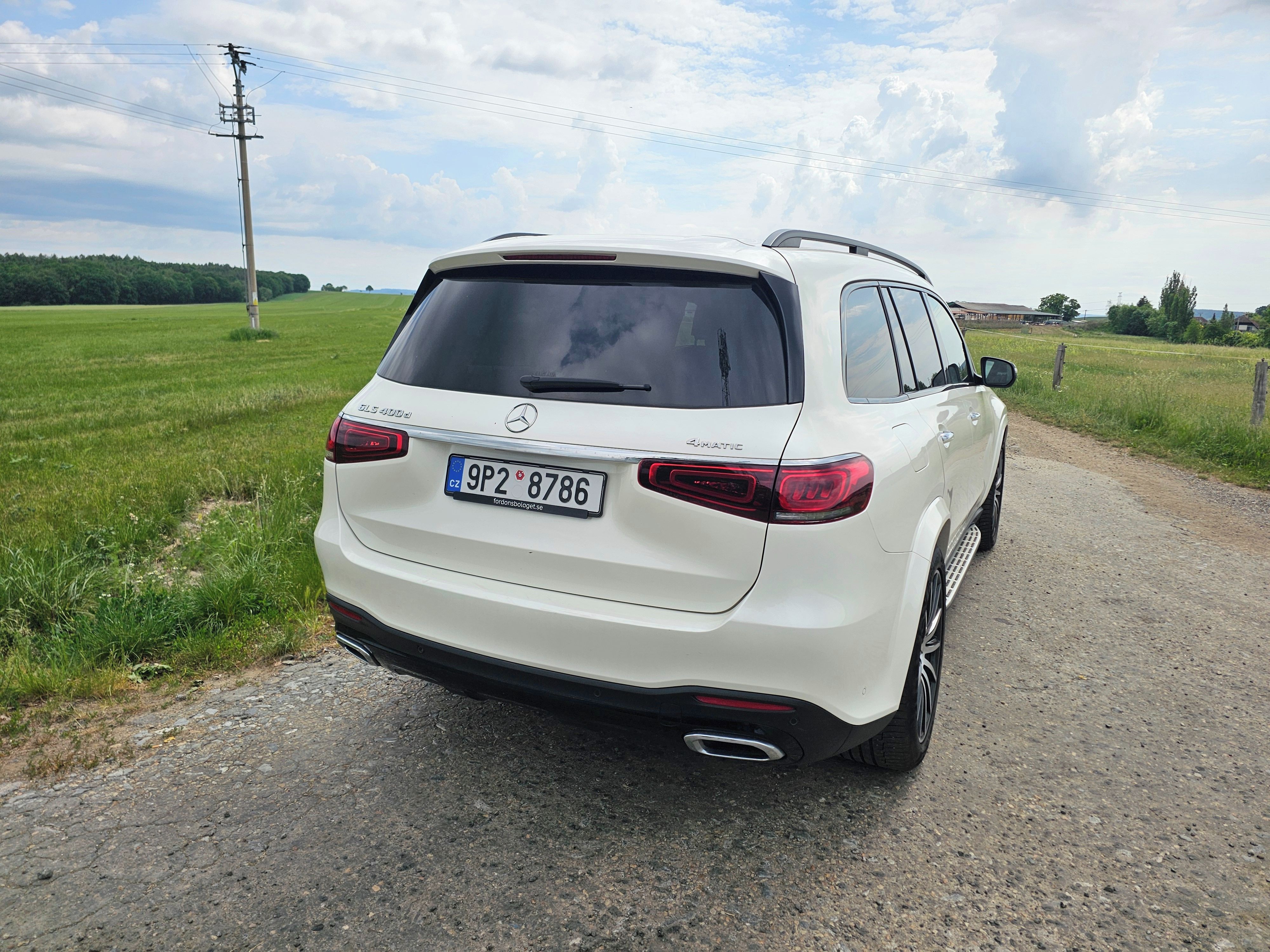Mercedes-Benz GLS, 400d,AMG,nez.topení - fotka 3