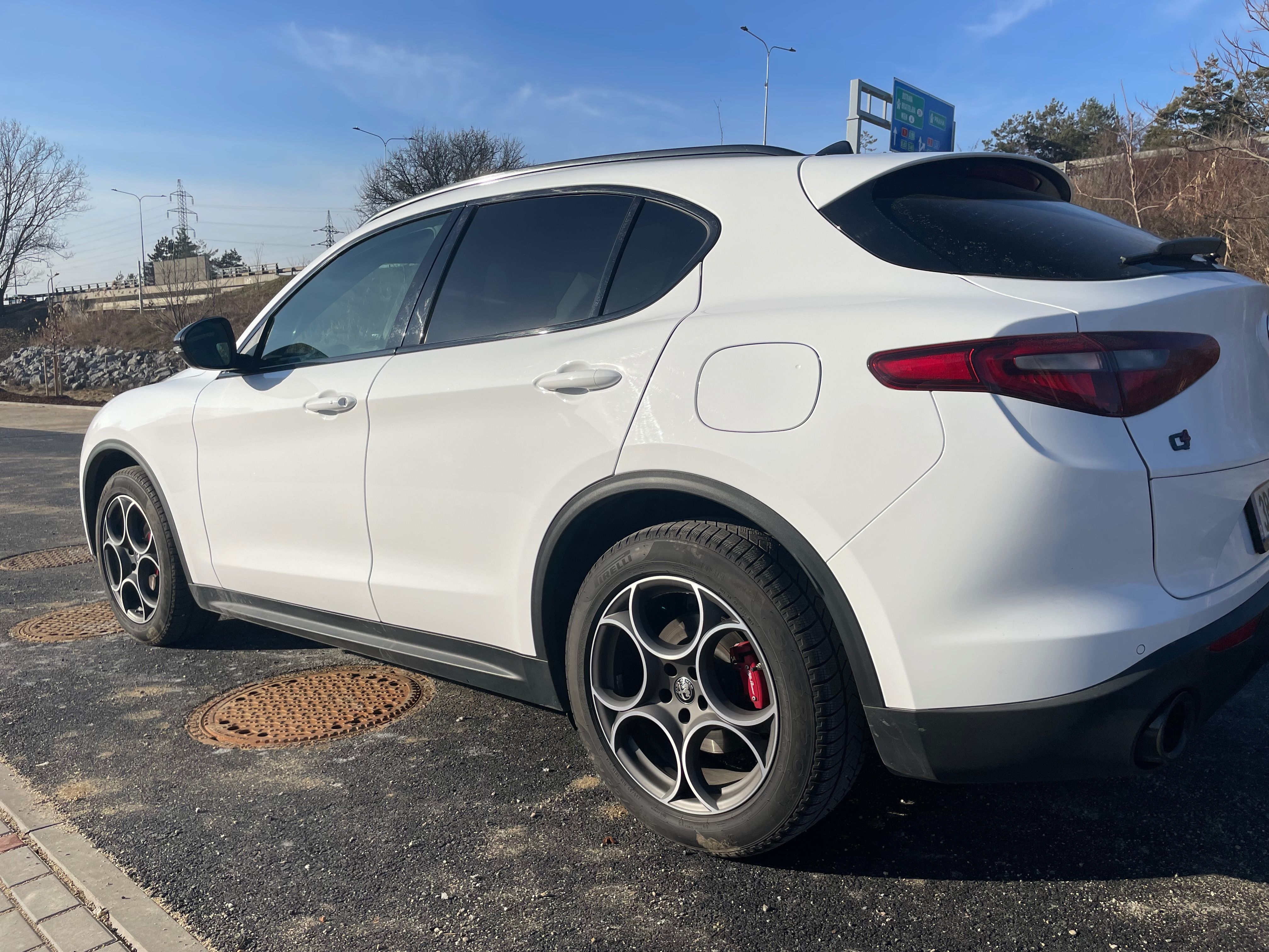 Alfa Romeo Stelvio, Alfa Romeo Stelvio 2.0 Turbo 2 - fotka 4