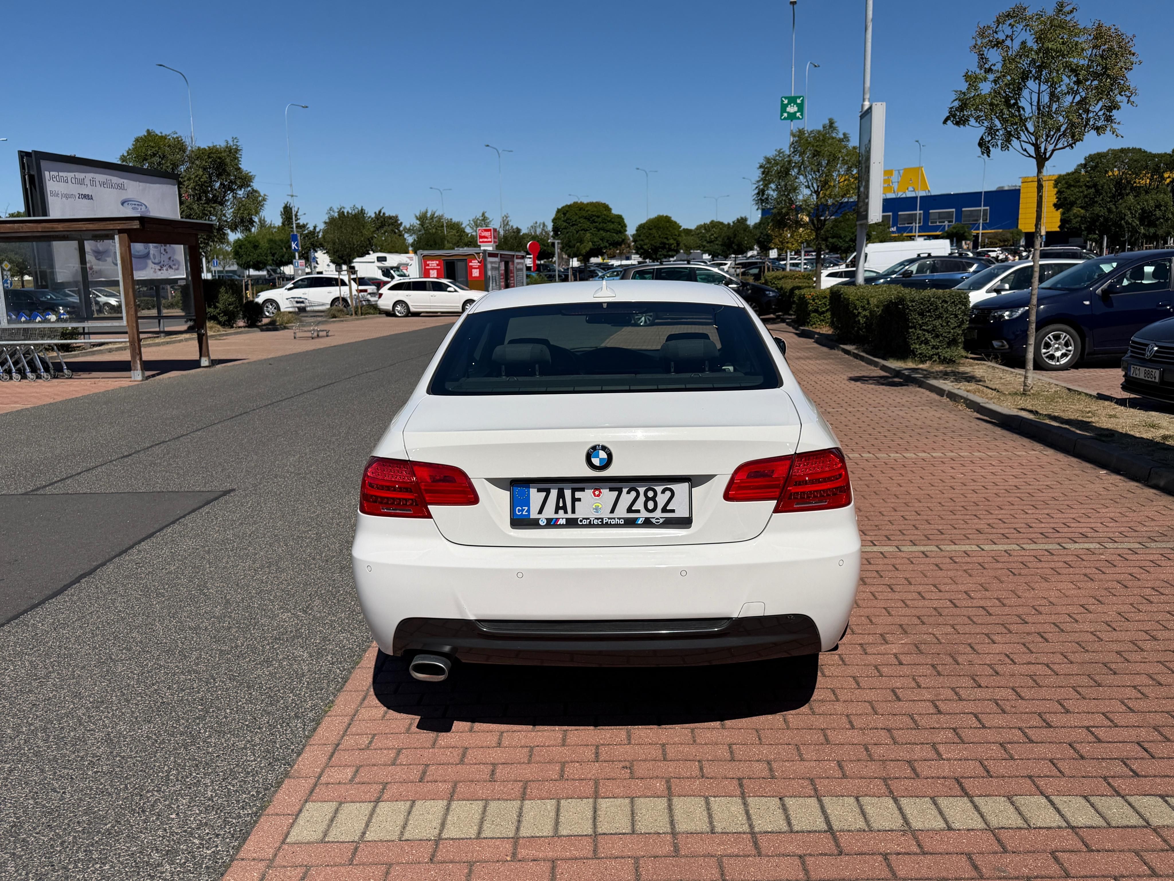 BMW Řada 3, 320d xDrive M paket Automat - fotka 5
