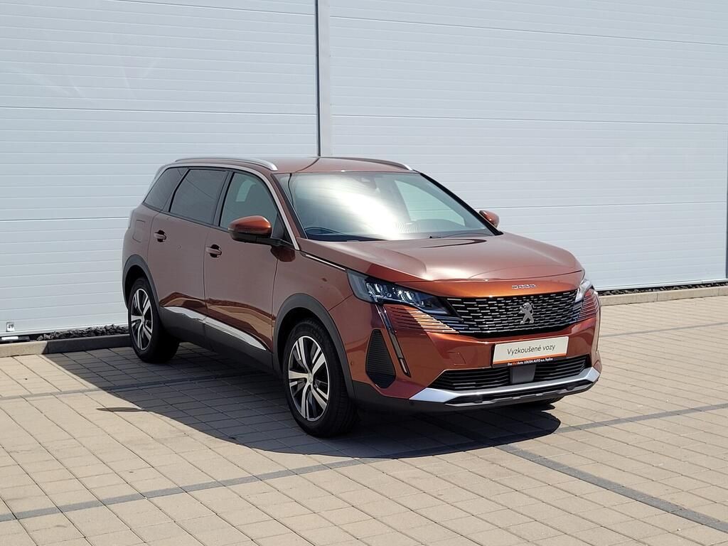Peugeot 5008, Allure 1.2 PureTech 96 kW - fotka 3