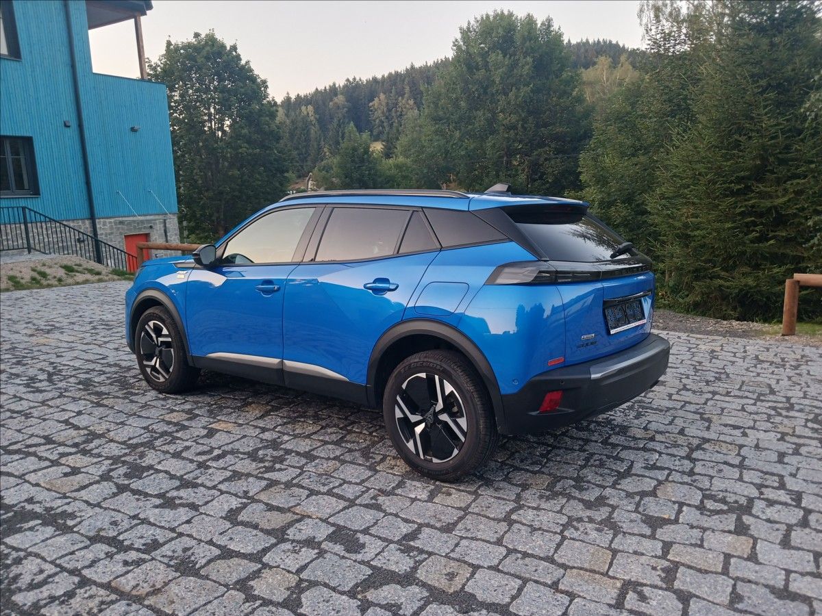 Peugeot 2008, 1,2 ALLURE LIMITED edition - fotka 3