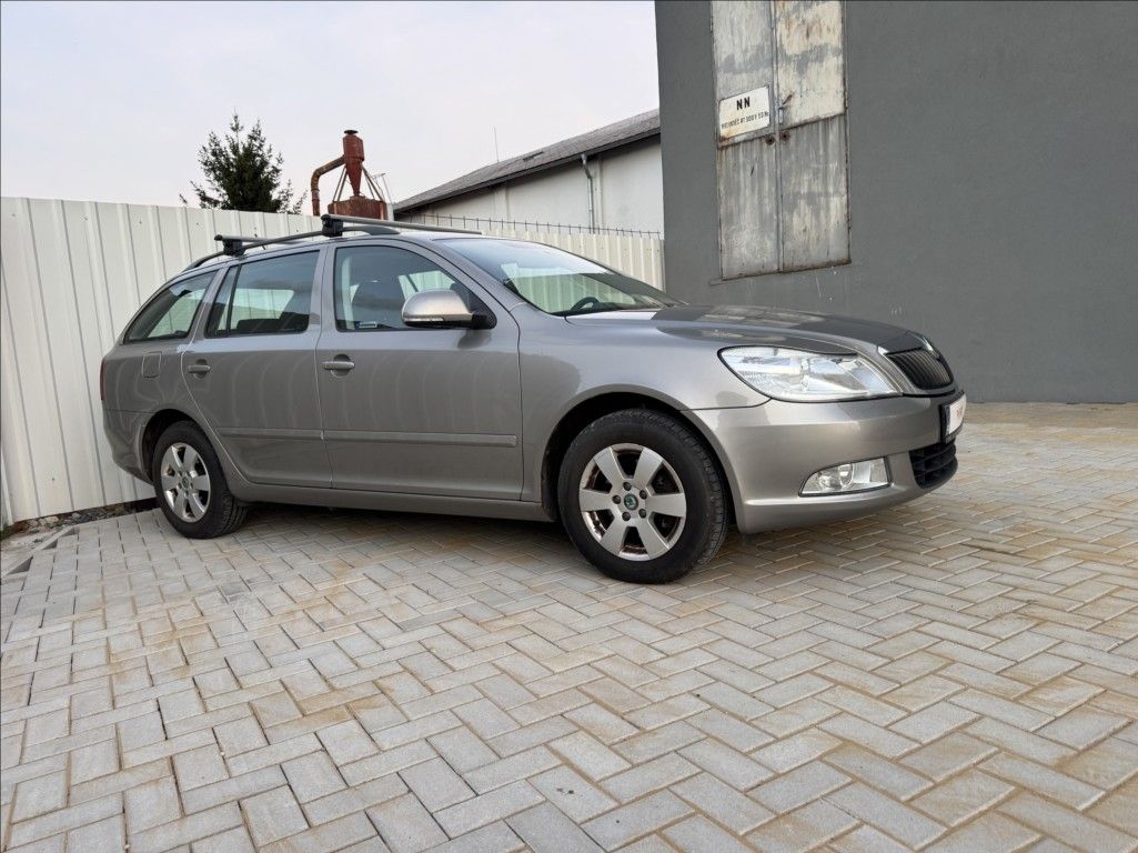 Škoda Octavia, 2,0 TDI ELEGANCE tažné původČR