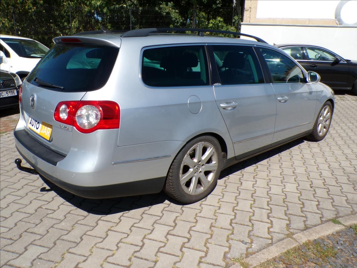 Volkswagen Passat, 2,0 TDI 125kW  AUTOMAT,XENON - fotka 4
