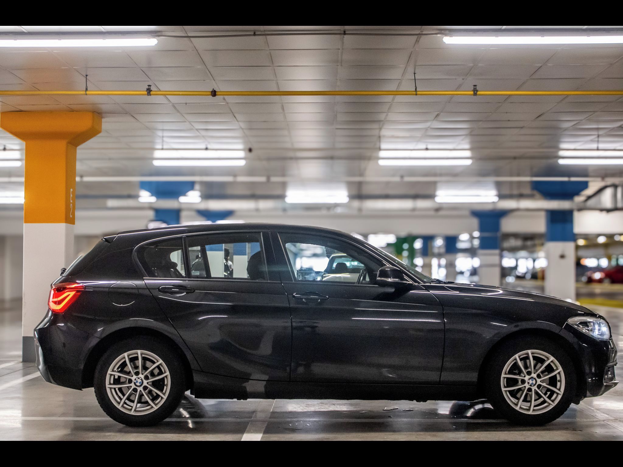 BMW Řada 1, d 2017 RWD MT/6 110kW - fotka 4