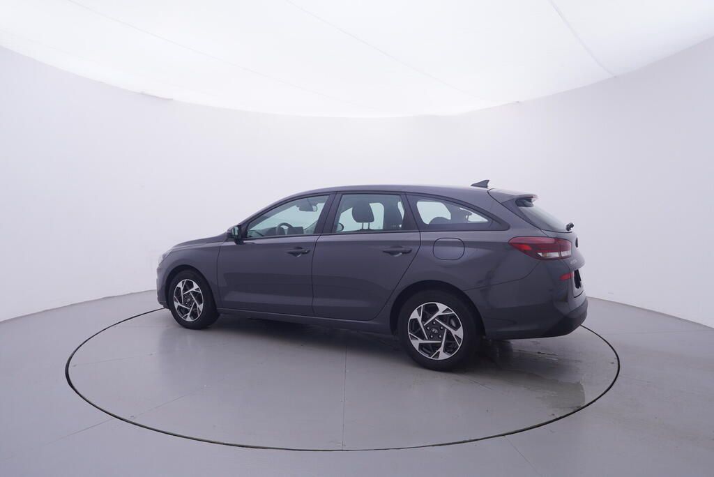 Hyundai i30, Comfort 1.0 GDI 73 kW - fotka 3