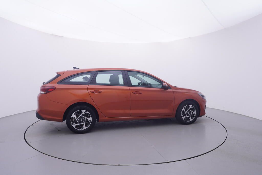 Hyundai i30, Comfort 1.0 GDI 74 kW - fotka 6