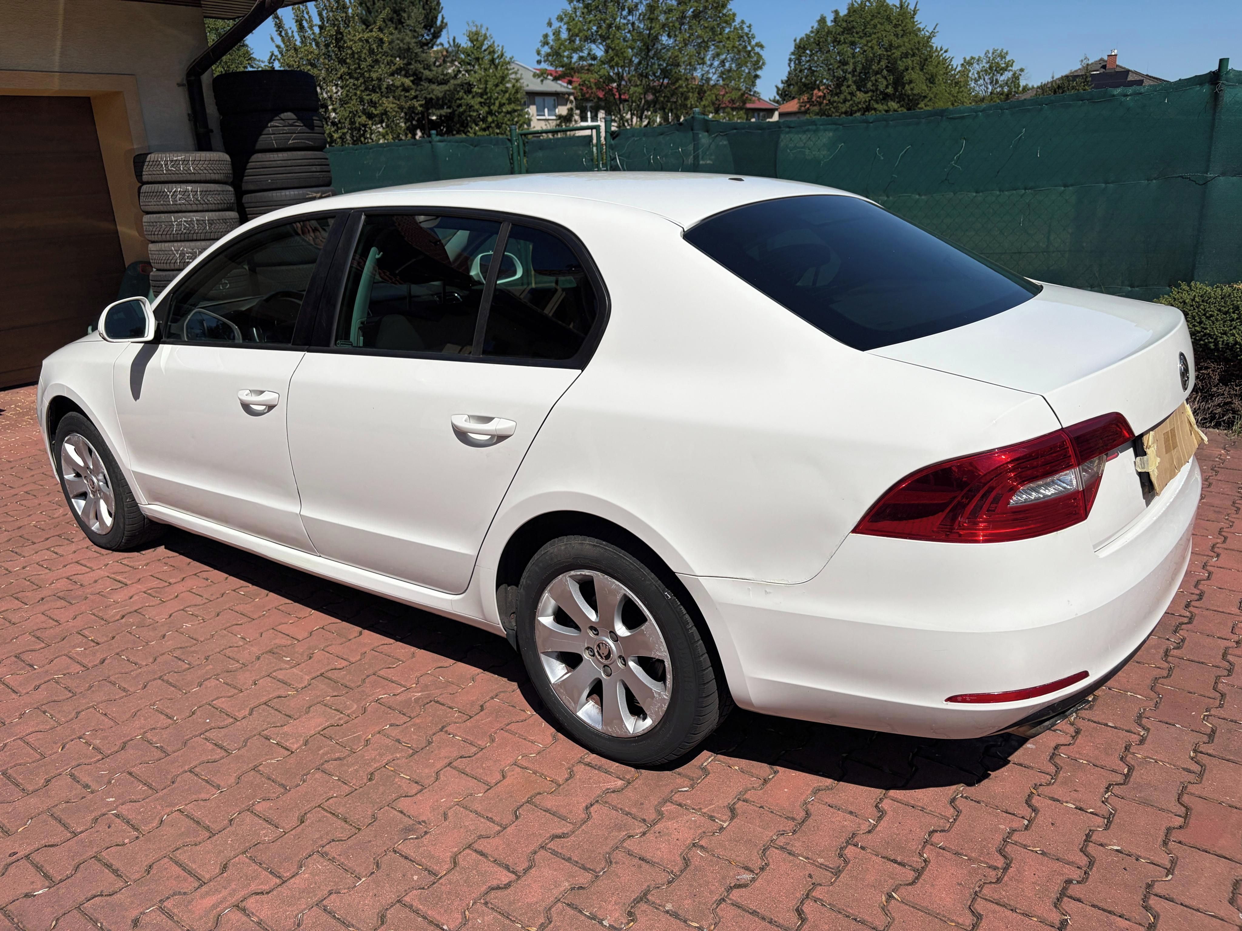 Škoda Superb, 2.0Tdi, 103kw - fotka 4