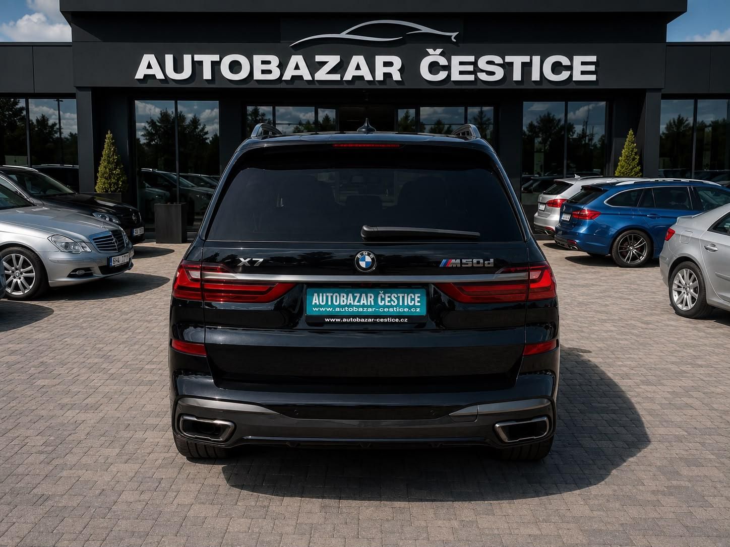BMW X7, M50d INDIVIDUAL 7 MIST - fotka 4