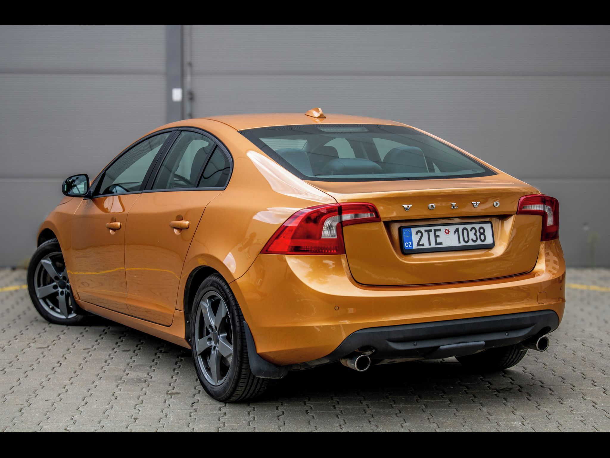 Volvo S60, 2011 149kW FWD - fotka 6