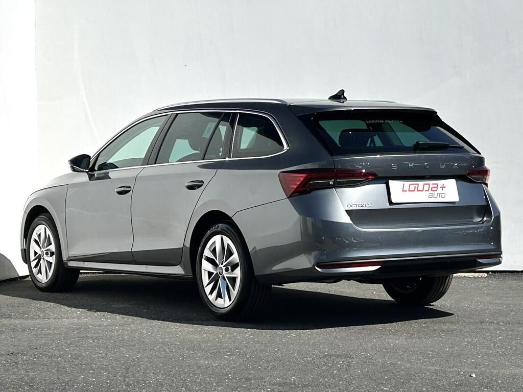Škoda Octavia, Top Selection 2.0 TDI 110 kW - fotka 6
