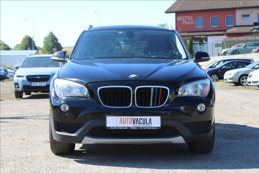 BMW X1, 2,0 D  1.maj.,ČR,serviska,DPH - fotka 2