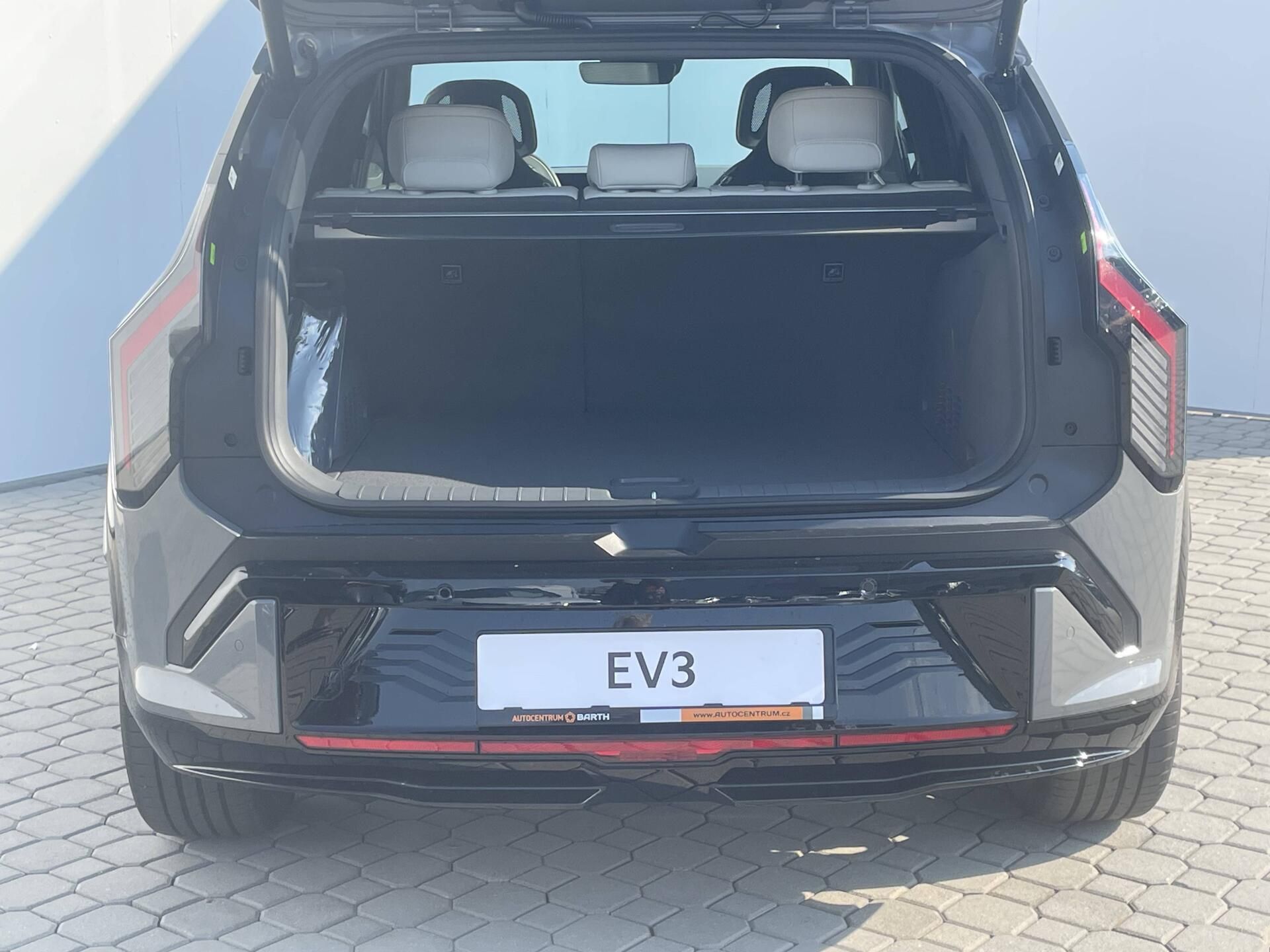 Kia EV3, GT-LINE  81,4 KWH - fotka 4