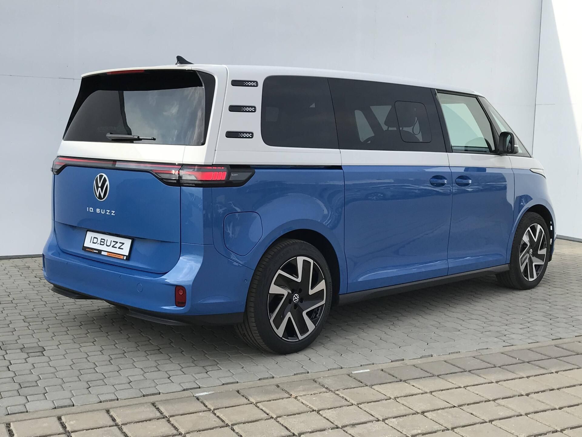 Volkswagen ID.Buzz, Long Pro 86kWh - fotka 2