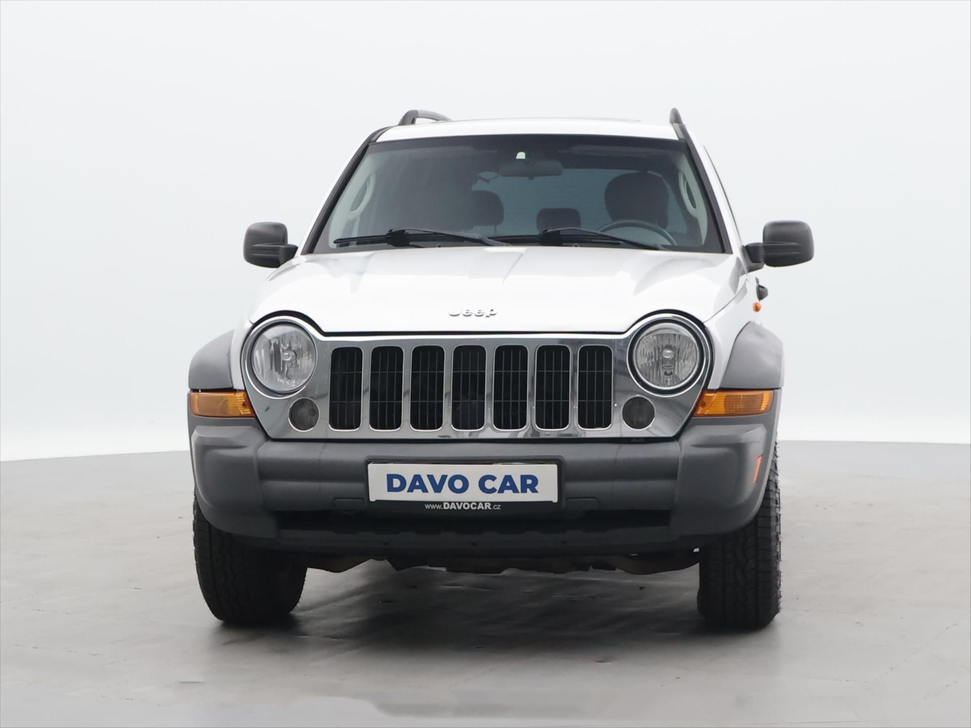 Jeep Cherokee, 2,8 CRD 120kW 4x4 Limited Tažn - fotka 2