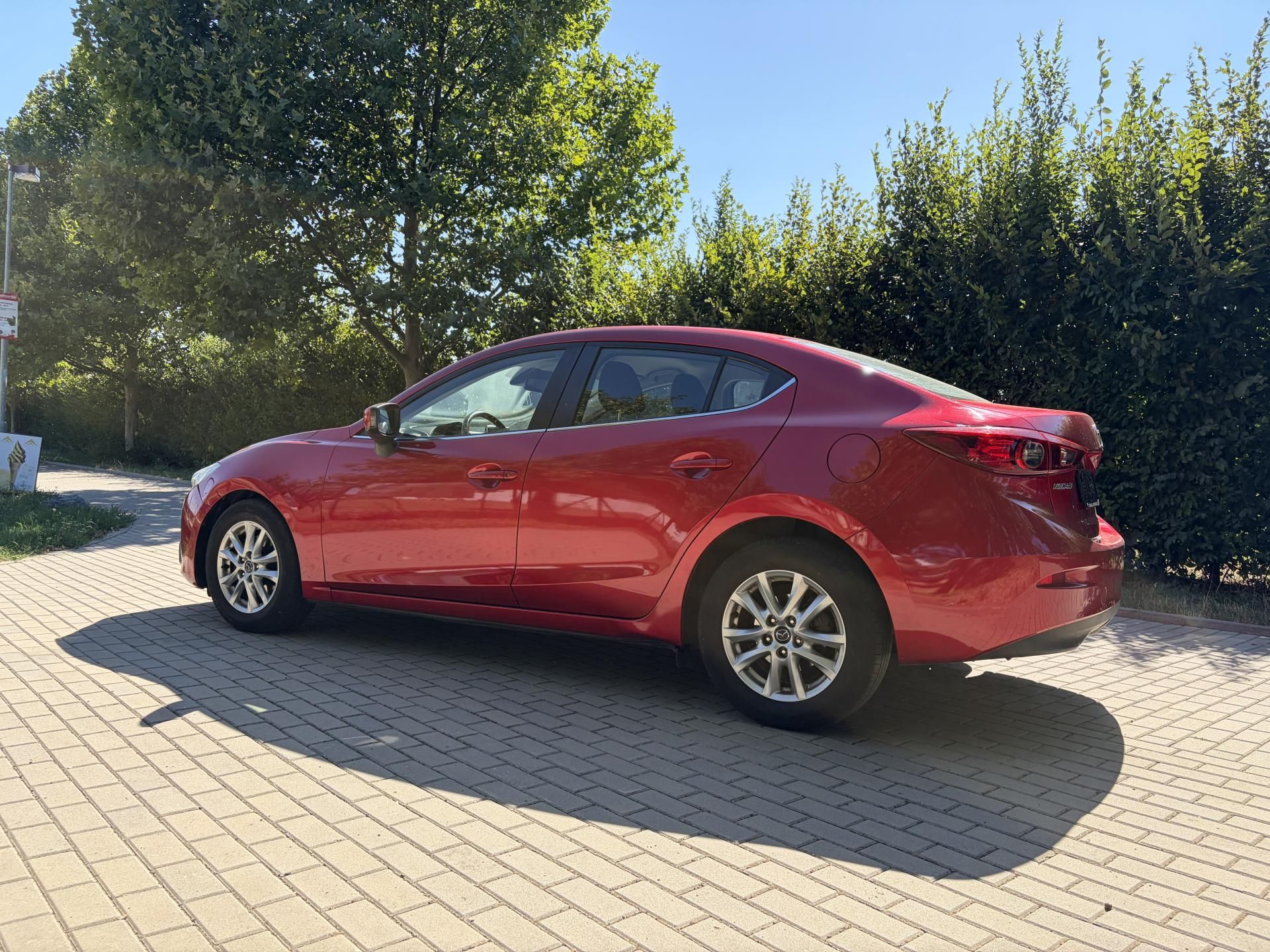 Mazda 3, 2.0 SKYACTIV Challenge - fotka 6