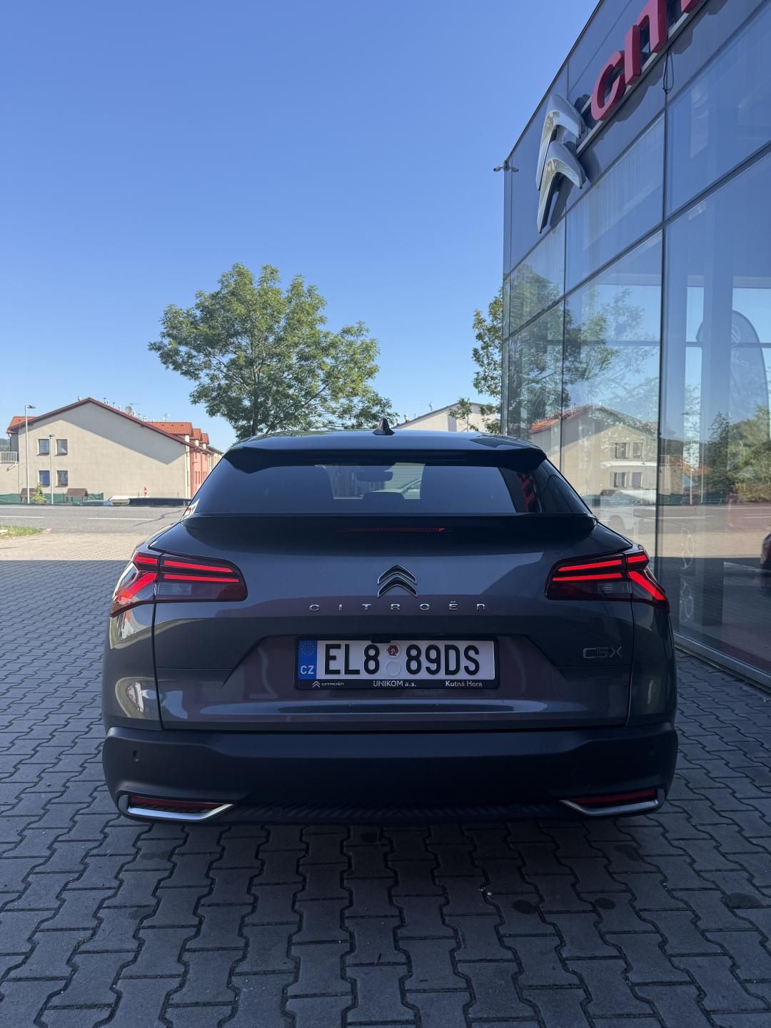 Citroën C5 X, Hybrid 225 k S&S ë-EAT8 SHINE - fotka 5