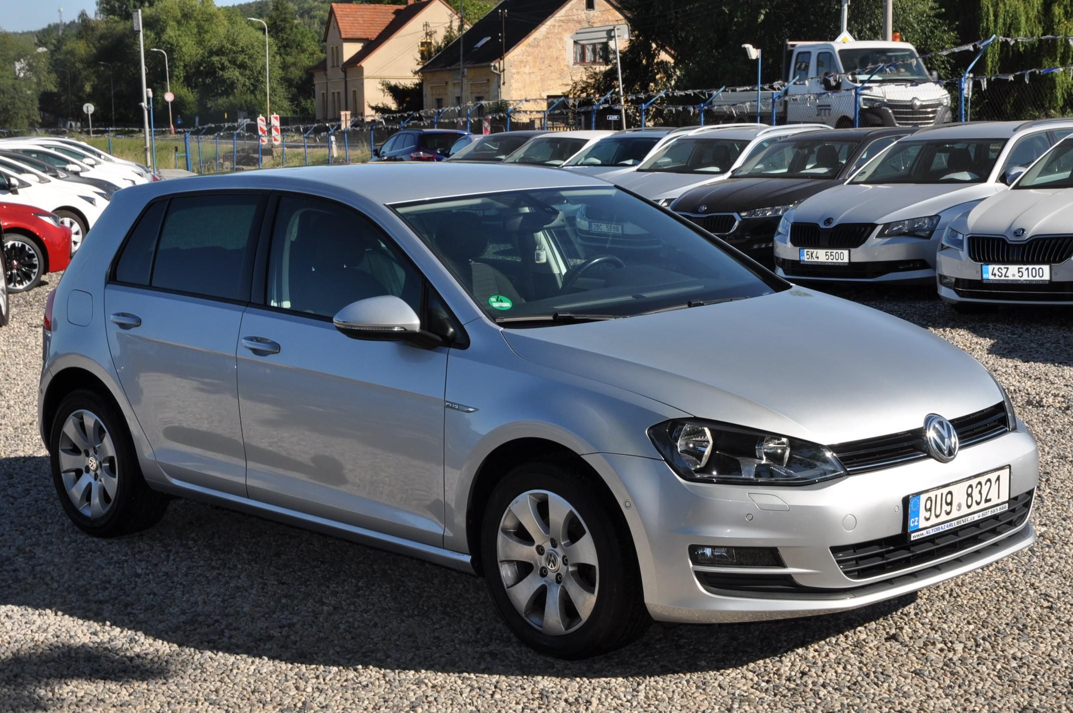 Volkswagen Golf, VII 1.2TSi - fotka 2