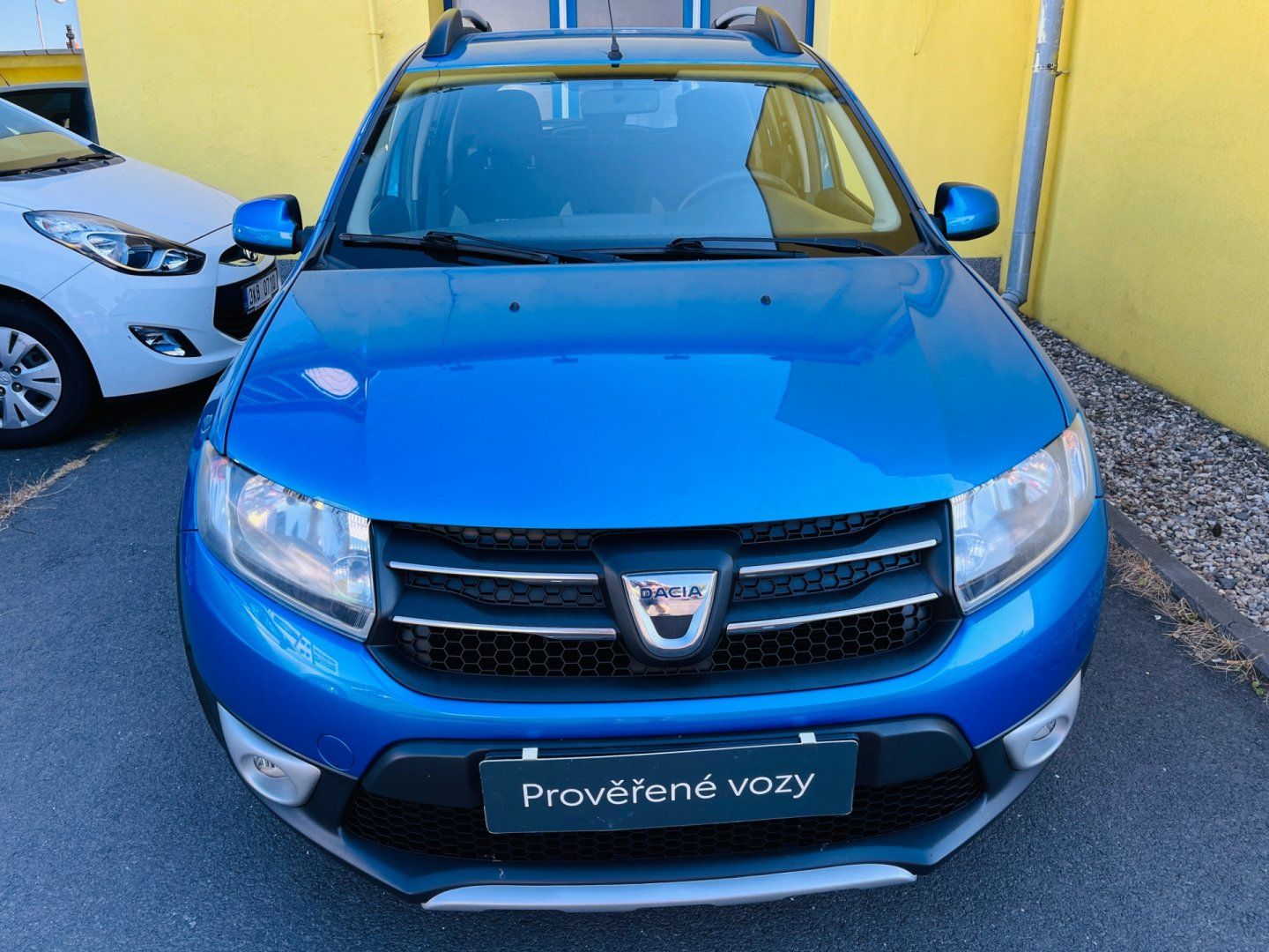 Dacia Sandero, 0.9 TCe Arctica STEPWAY - fotka 2
