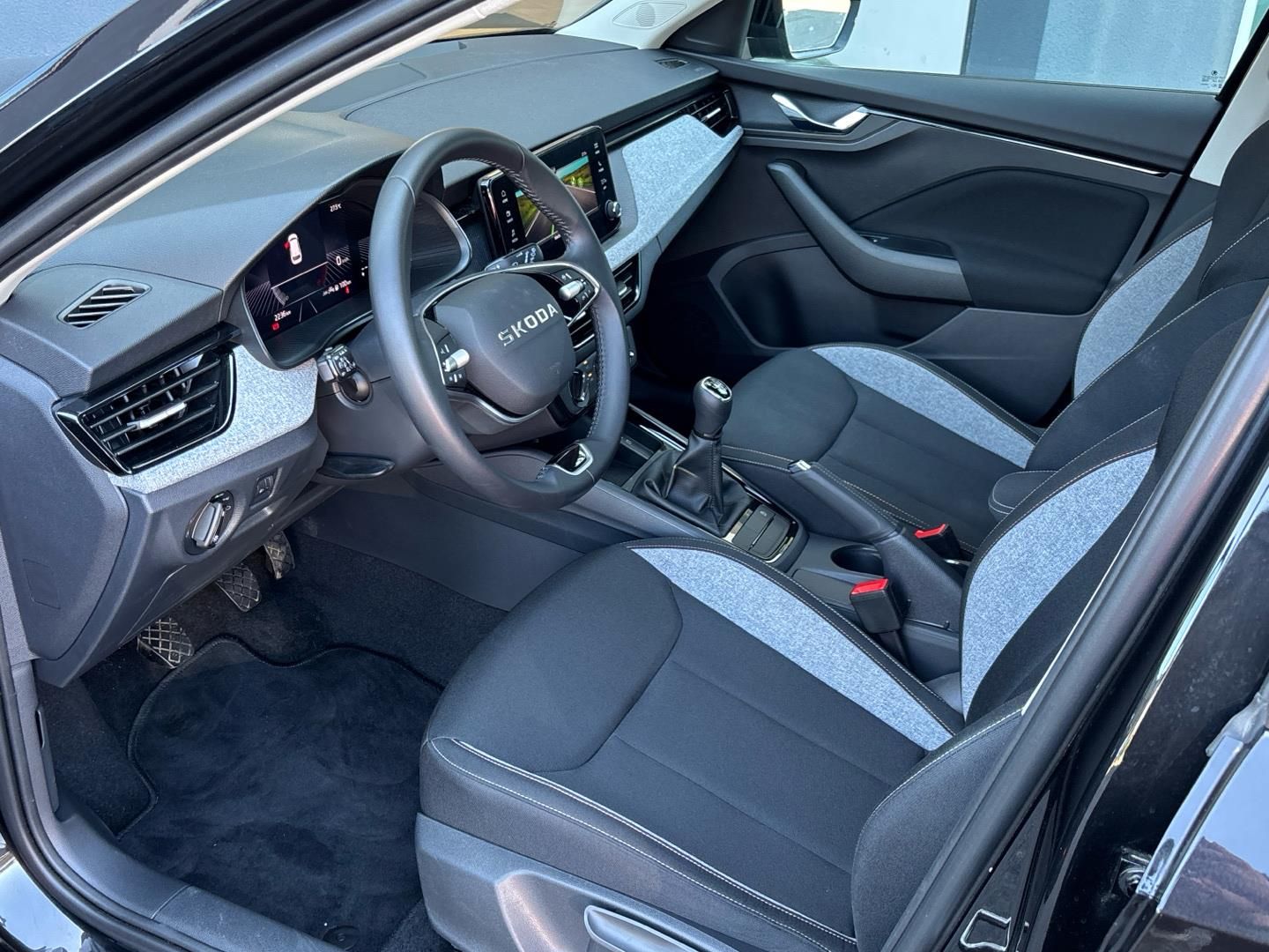 Škoda Kamiq, 1.0 TSI / 85 kW Selection - fotka 6