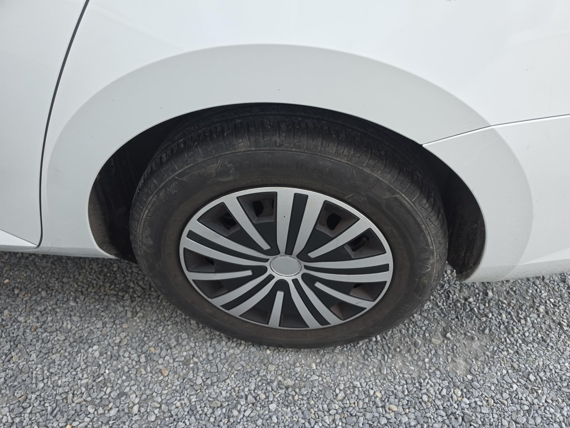Škoda Superb, 2.0 TDI ALCANTRA Led DSG - fotka 6